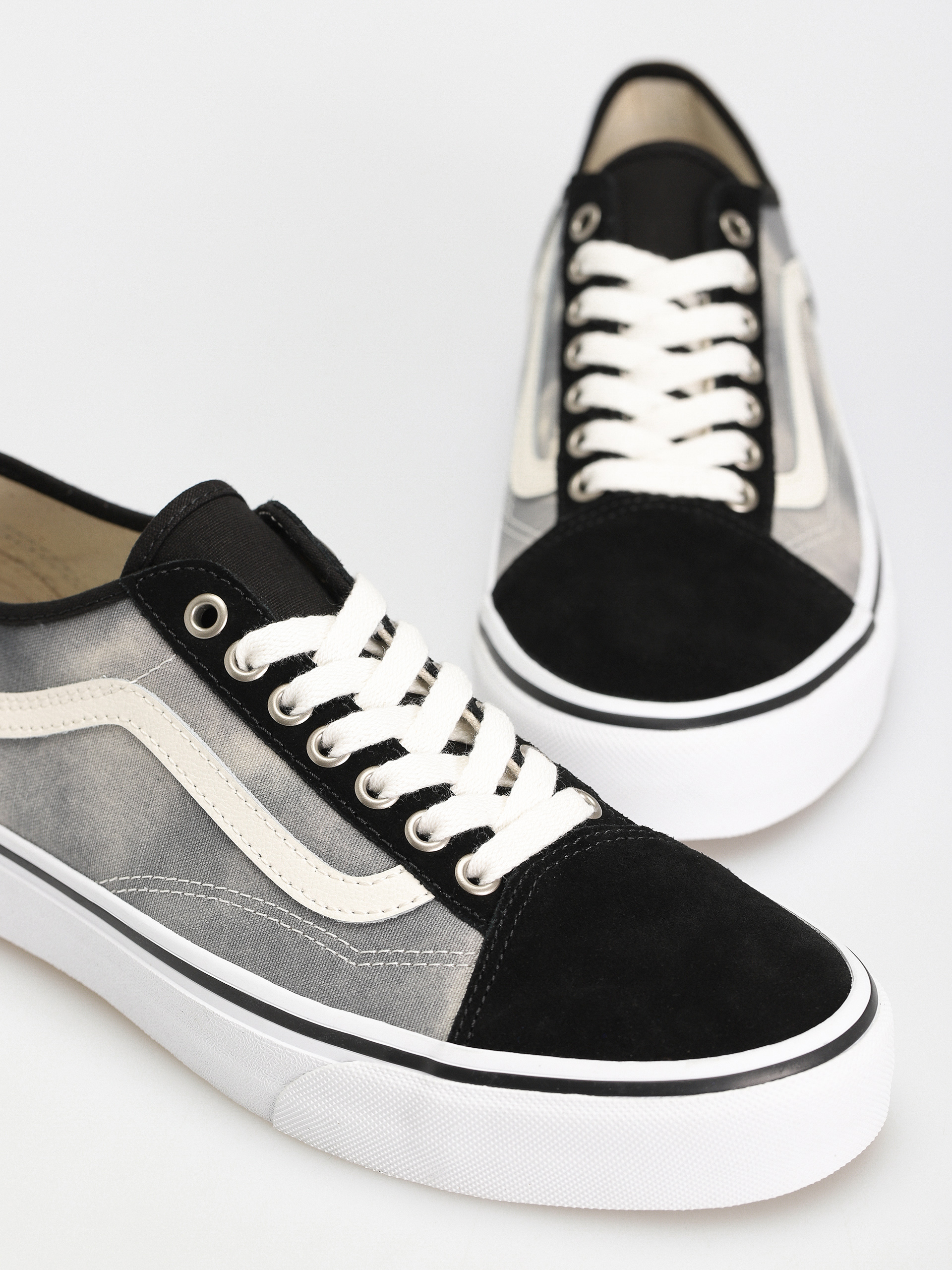 Topánky Vans Old Skool Tapered Vr3 (bleach wash black)