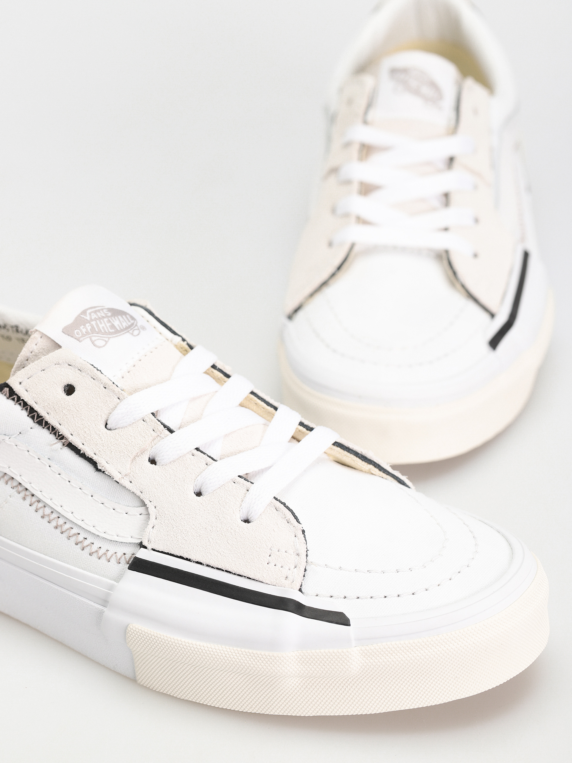 Topánky Vans Sk8 Low Reconstruct (true white)