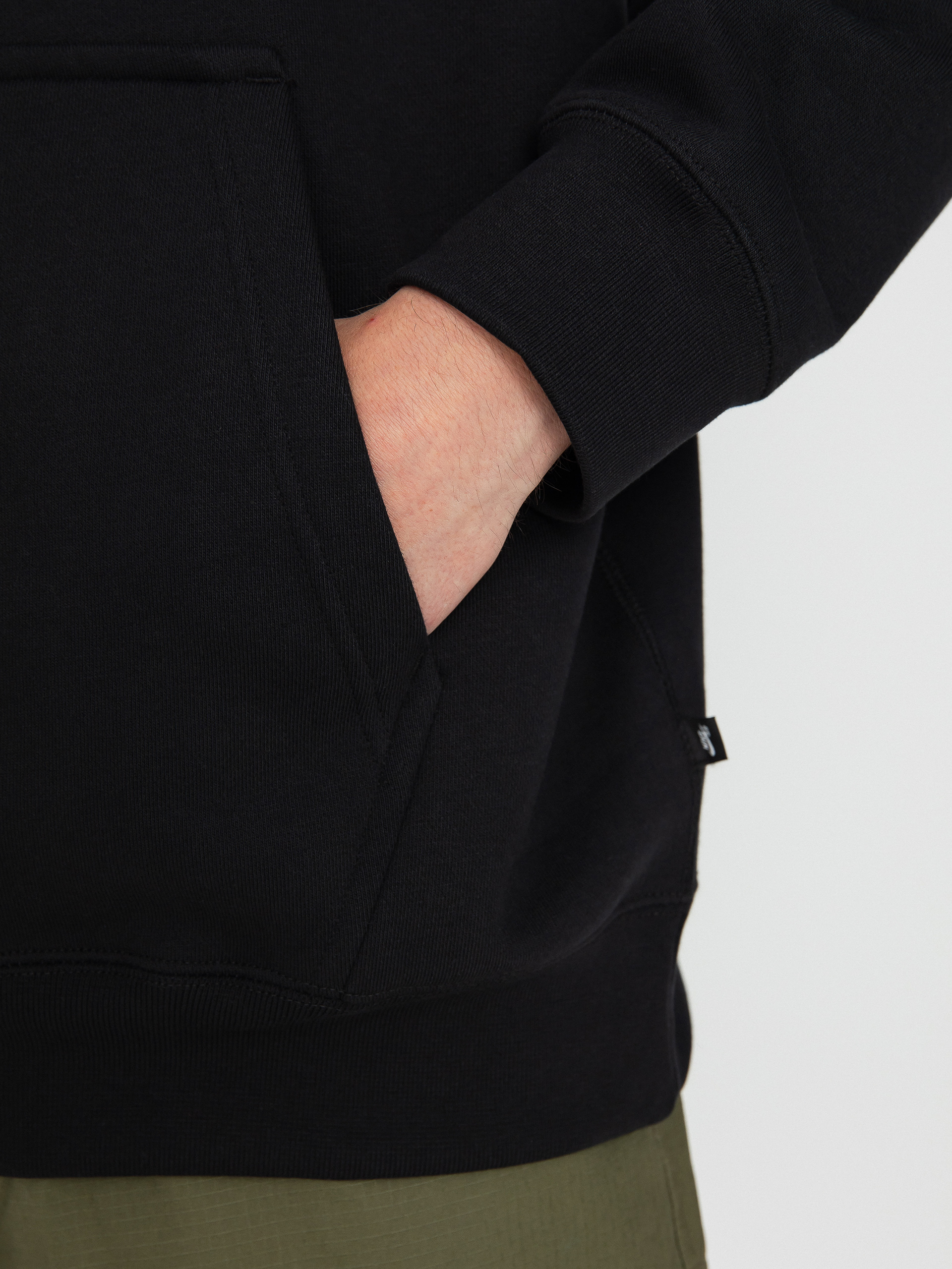 Mikina Nike SB Dstrtd Glmr GFX (black)