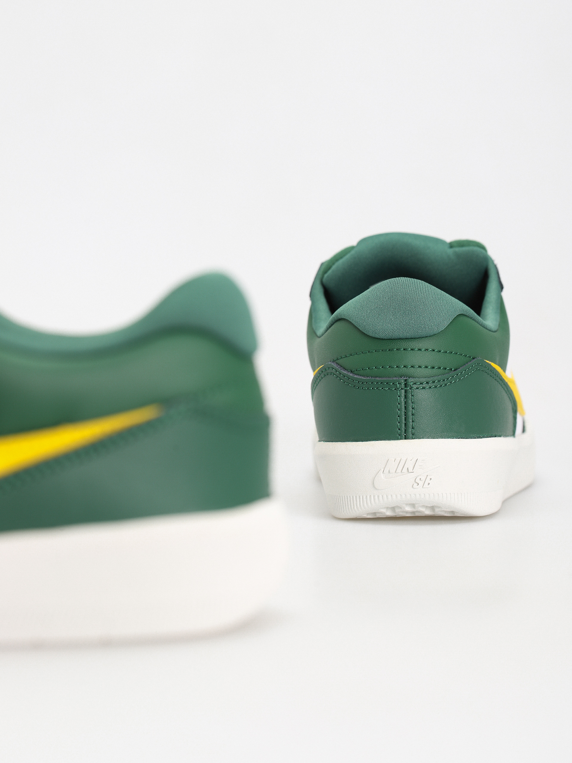 Topánky Nike SB Force 58 Premium (gorge green/tour yellow white)