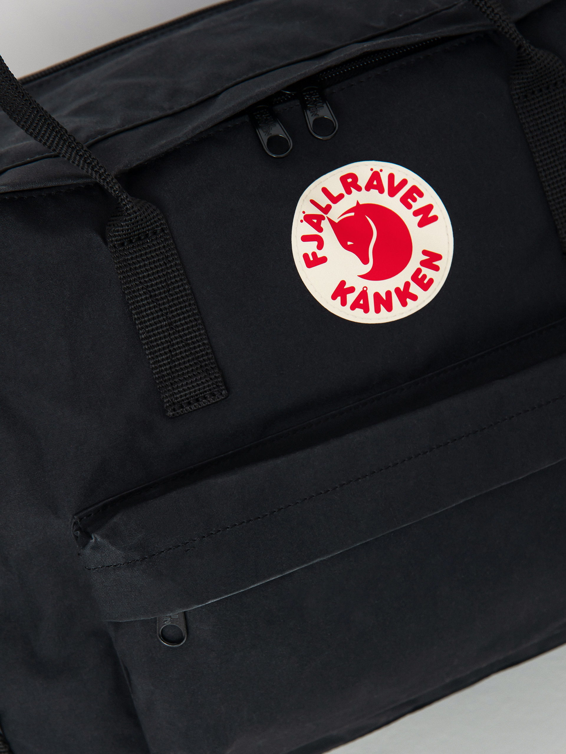 Taška Fjallraven Kanken Weekender (black)