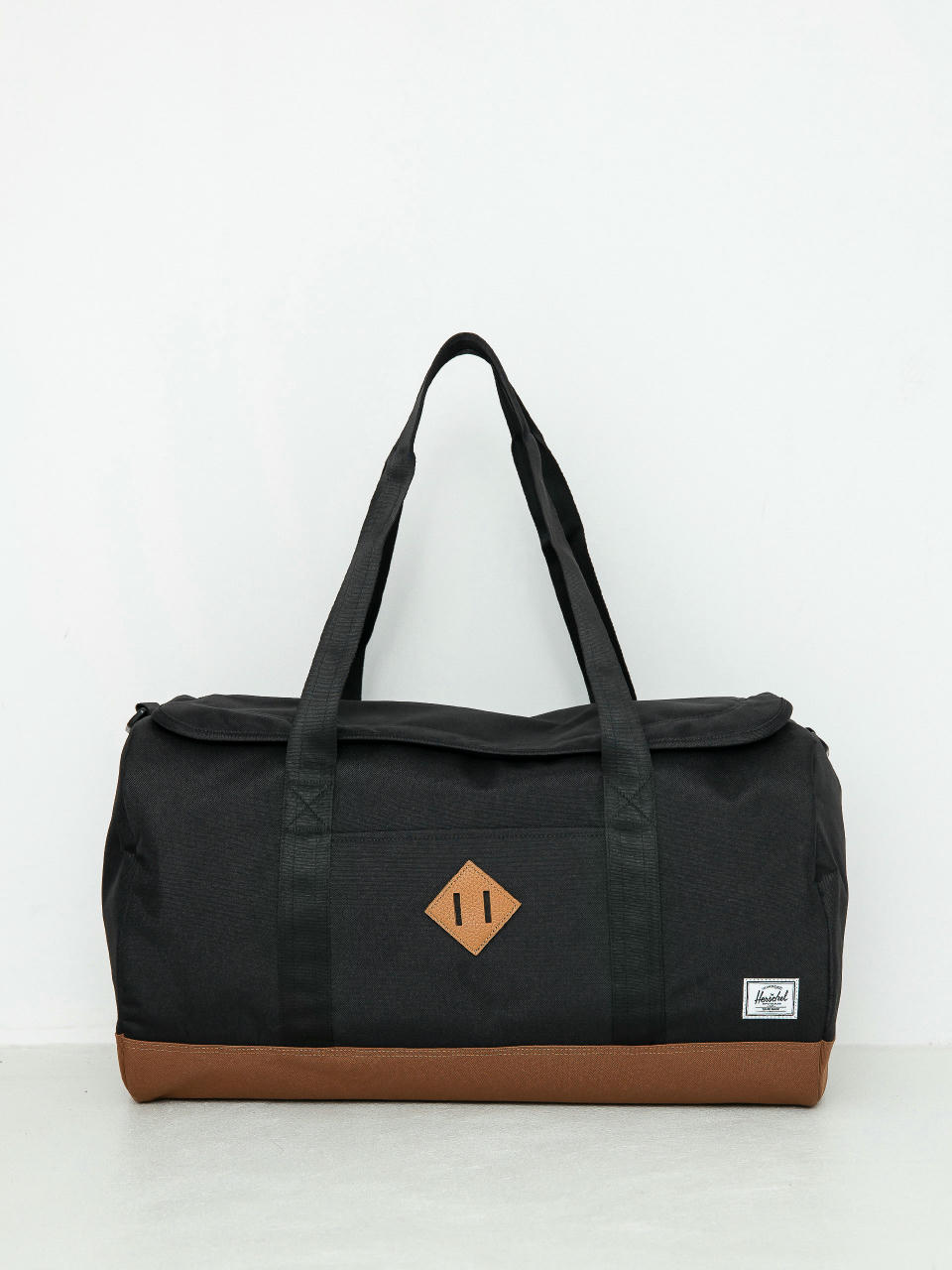 Taška Herschel Supply Co. Heritage Duffle (black/saddle brown)