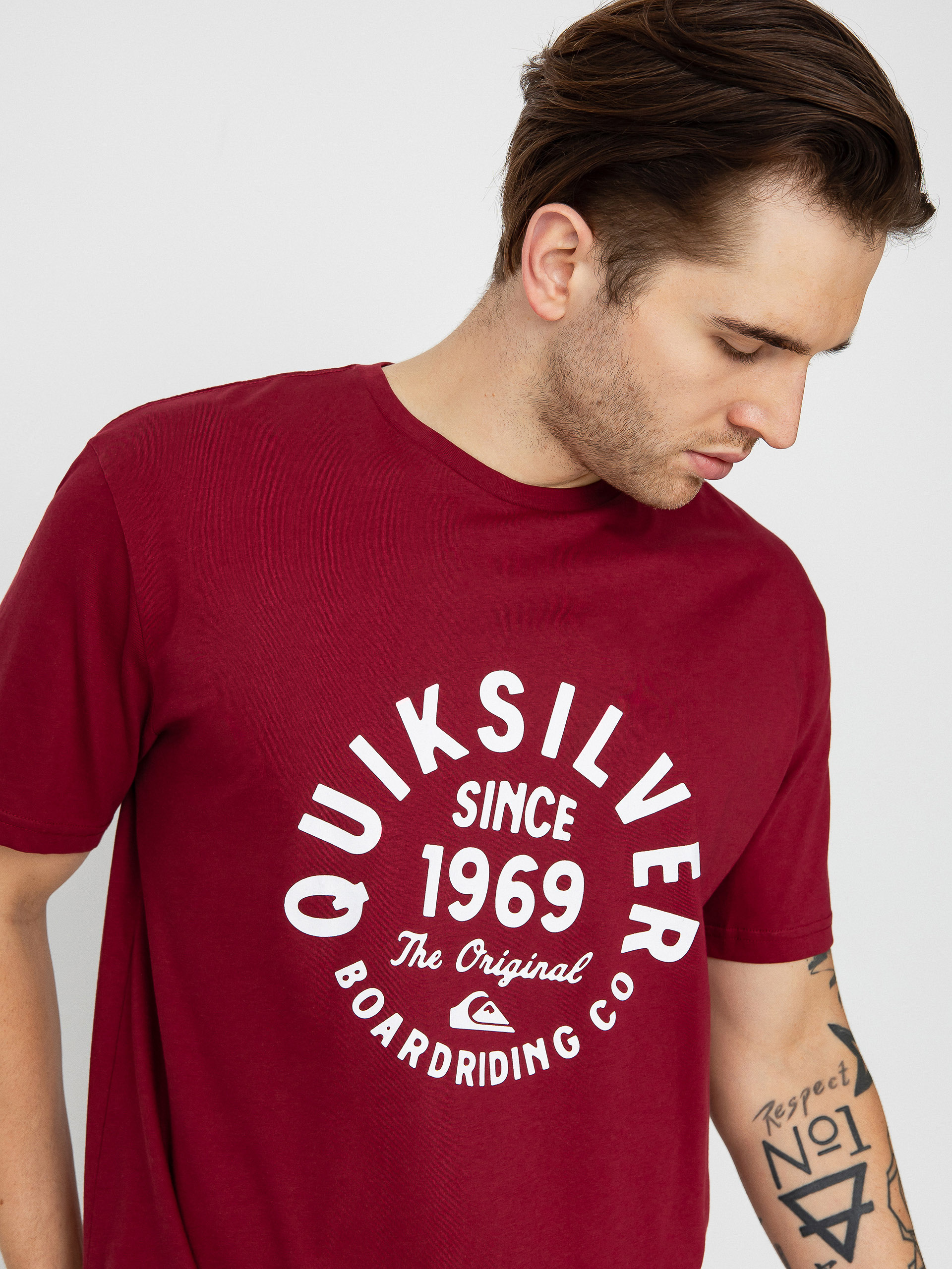 Tričko Quiksilver Circled Script Front (tibetan red)