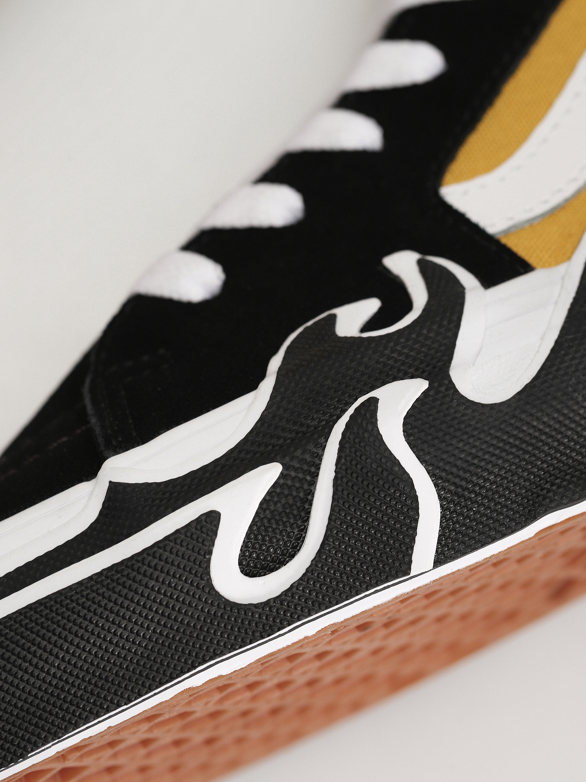Topánky Vans Sk8 Hi Flame (black/yellow)