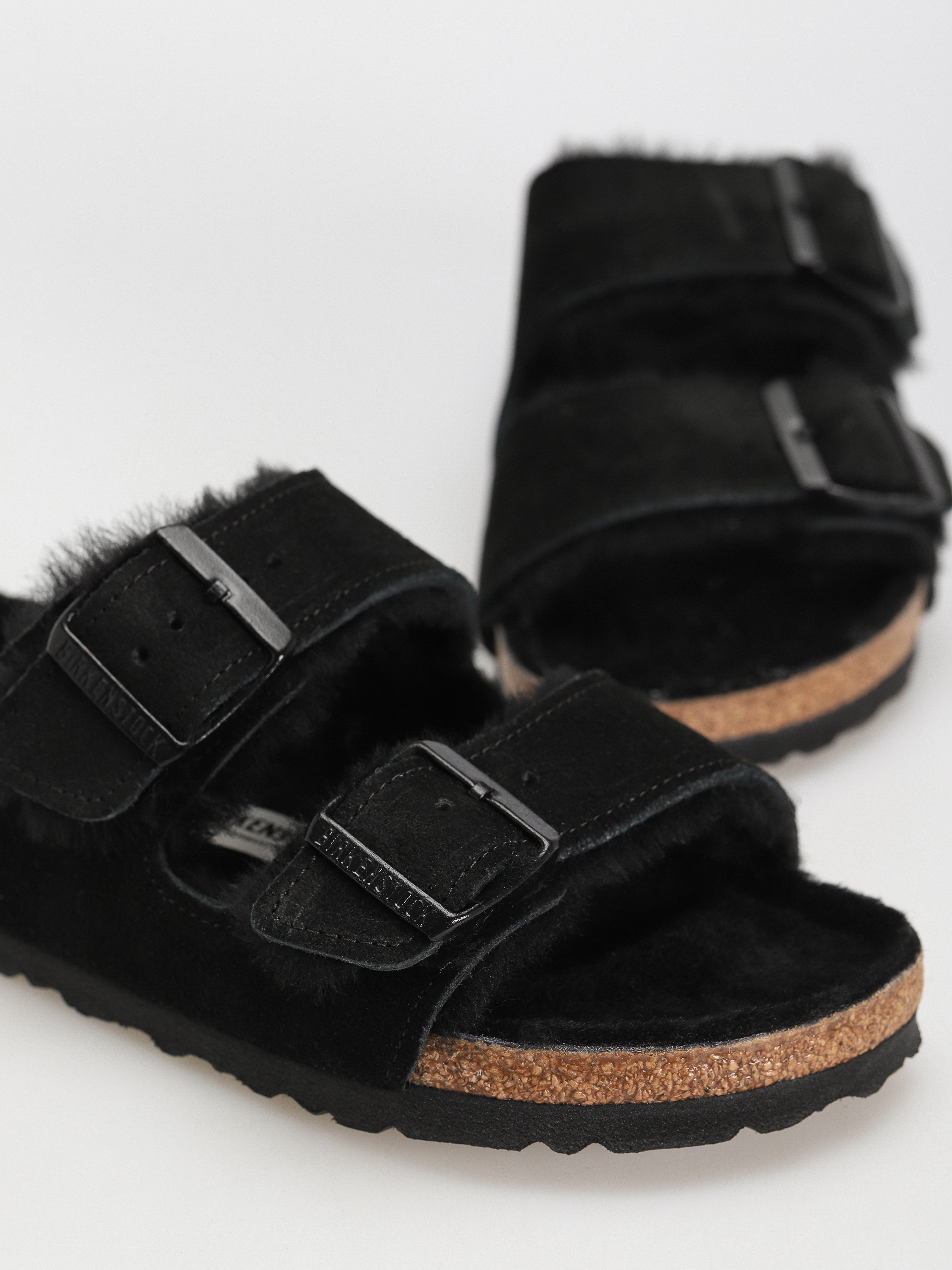 Šľapky Birkenstock Arizona Suede Leather Narrow Wmn (black)