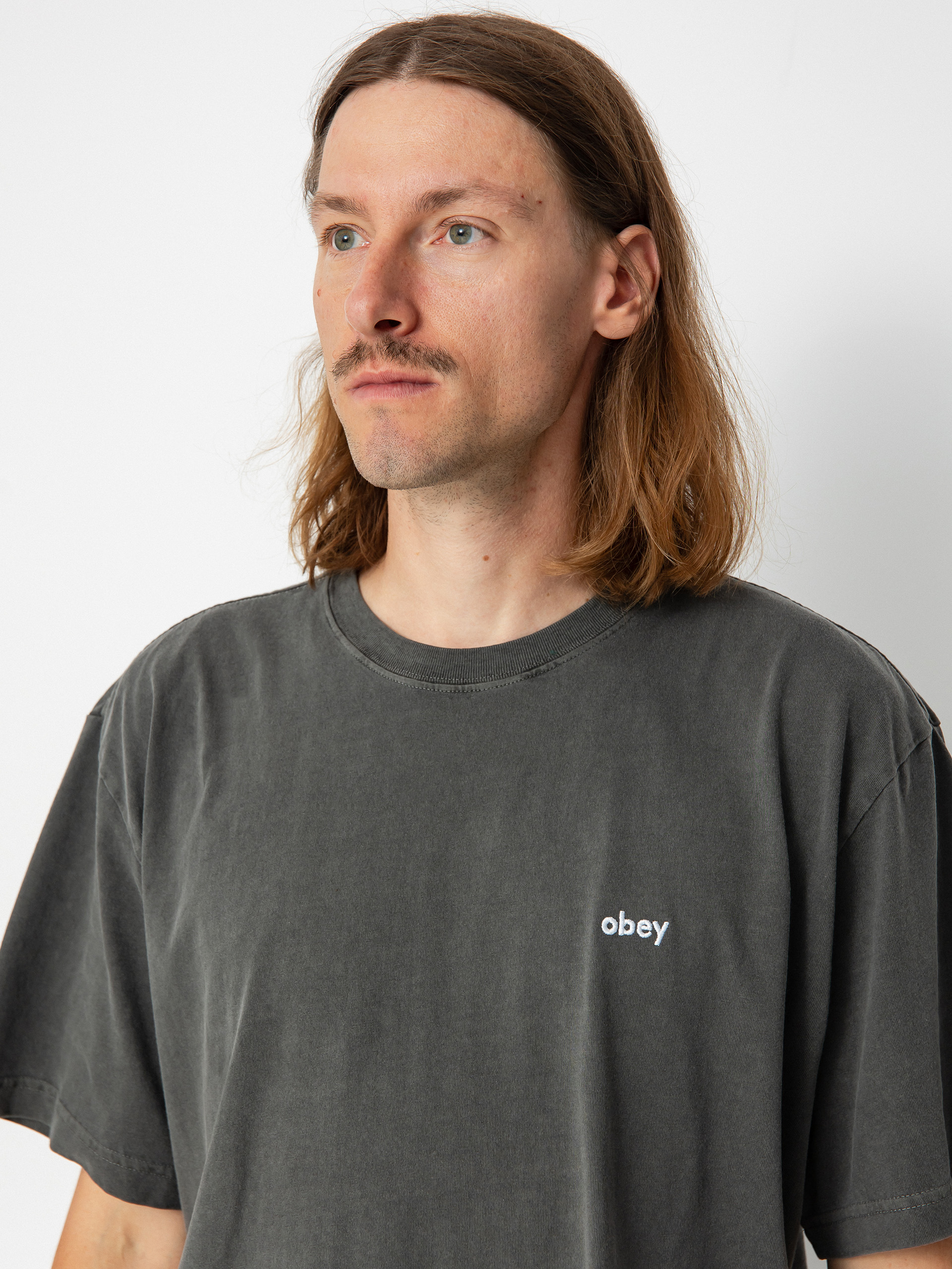 Tričko OBEY Lowercase Pigment (pigment digital black)