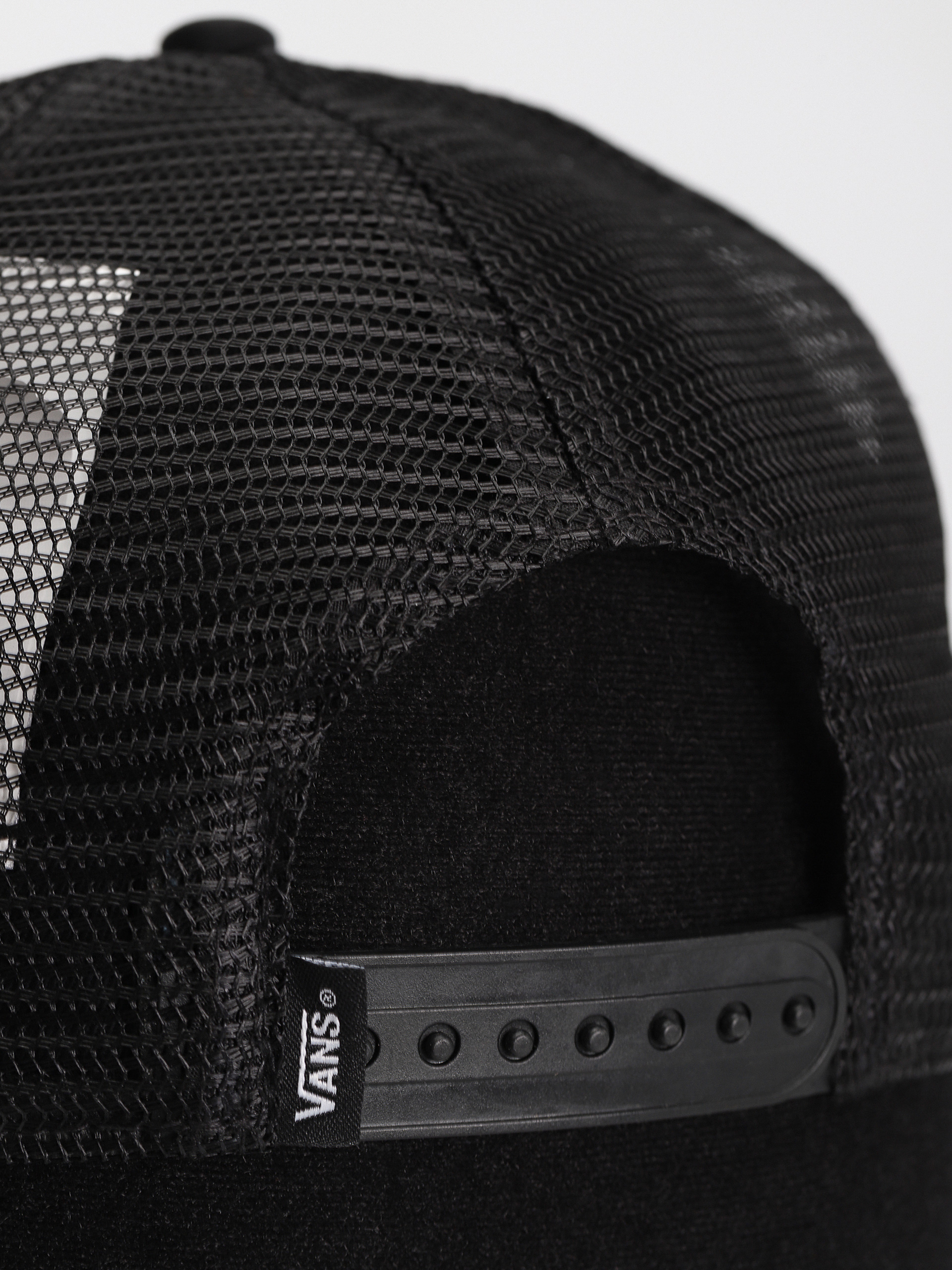 Šiltovka Vans Classic Patch Curved Bill Trucker (black/white)