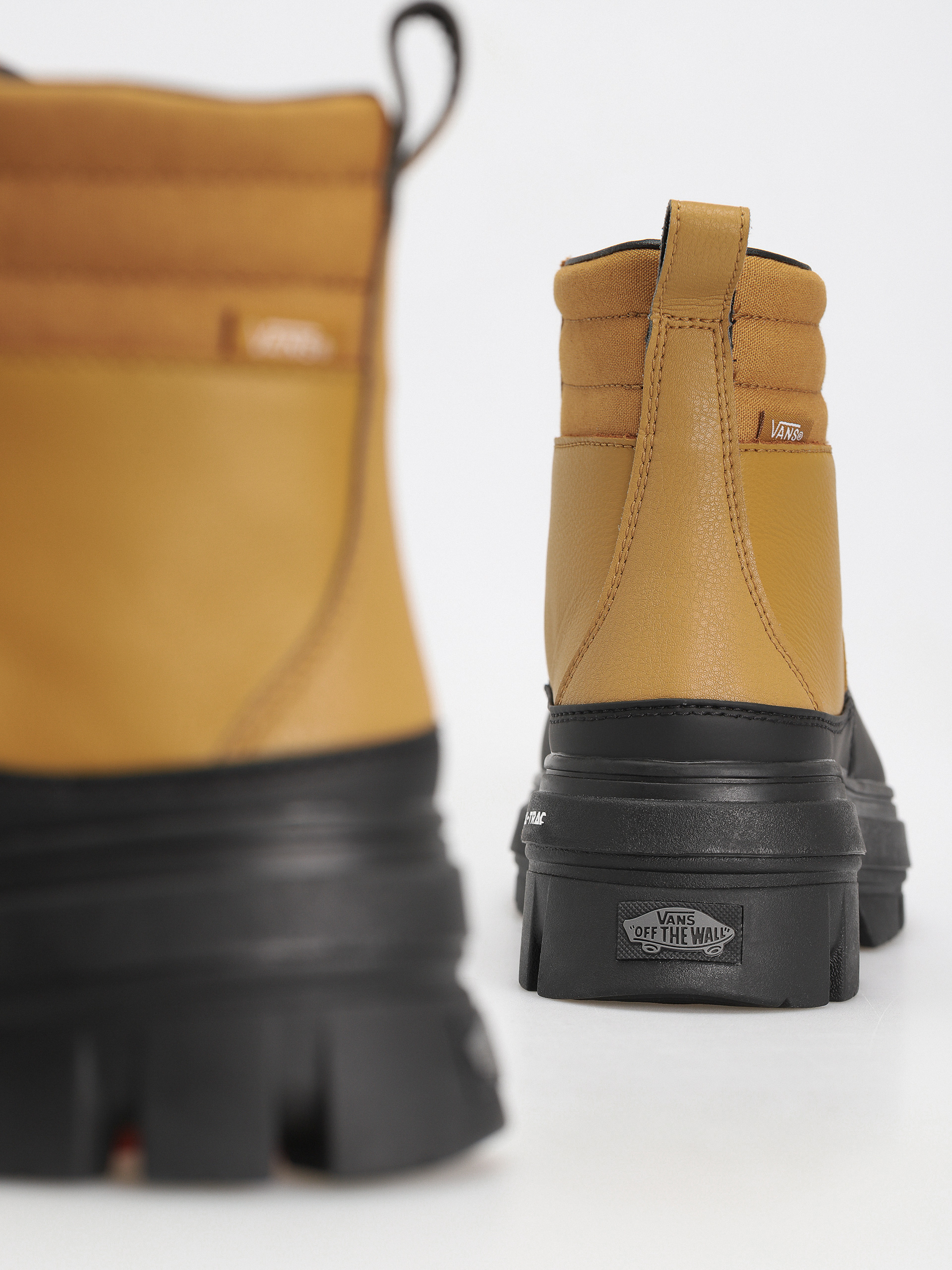 Topánky Vans Colfax Elevate Mte 2 (wood thrush)