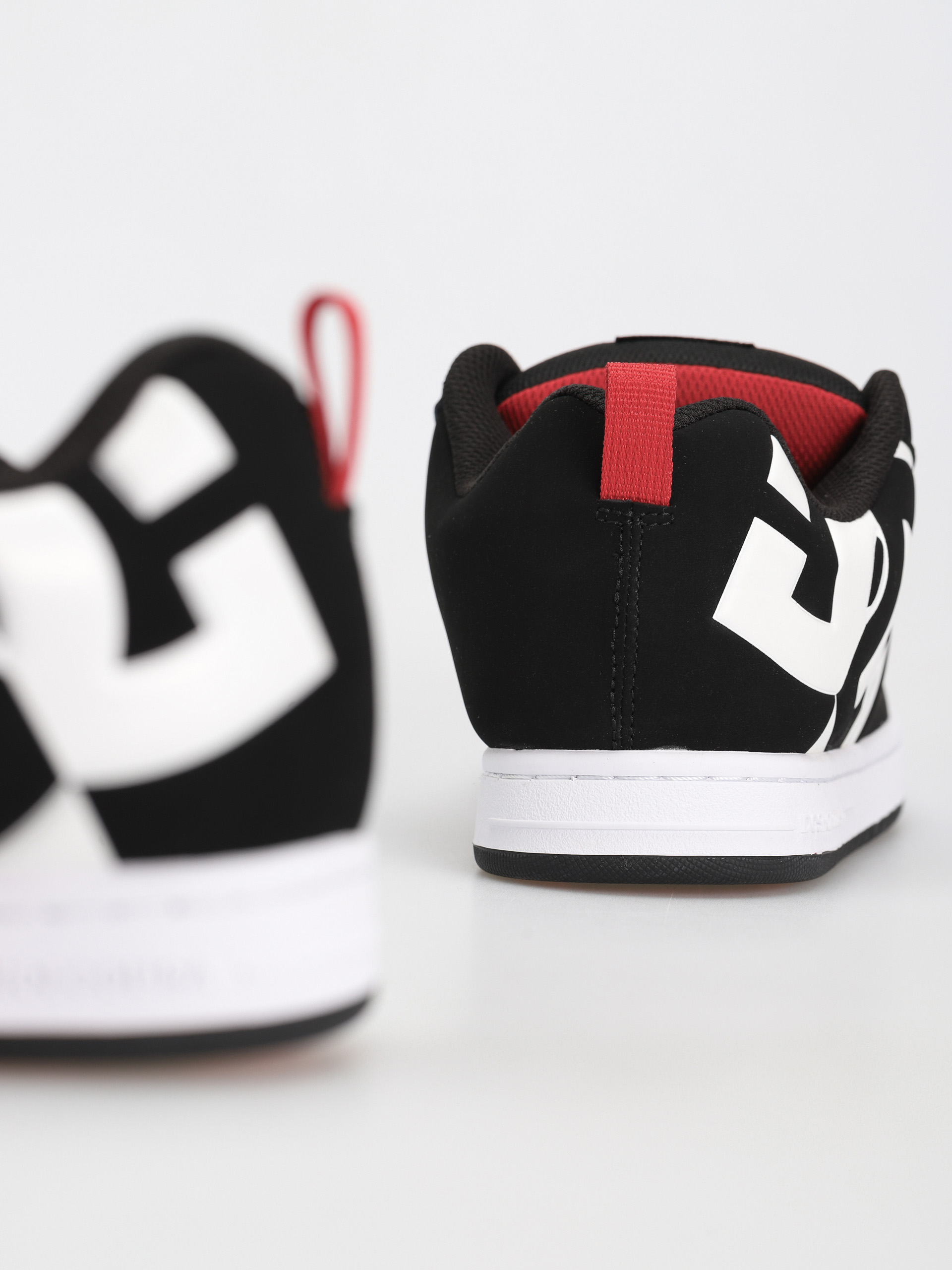 Topánky DC Ct Graffik Sq (black/white/red)