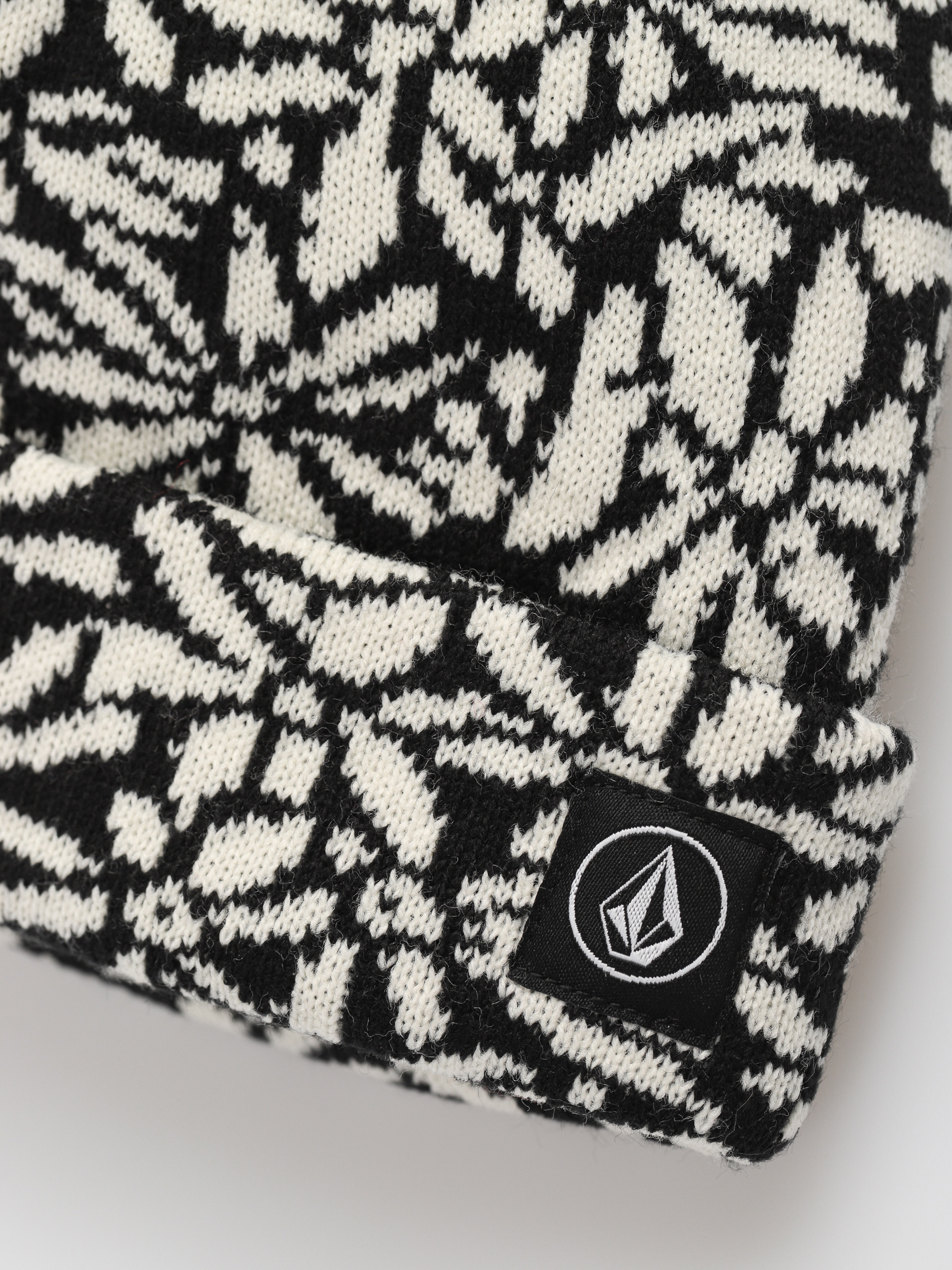 Čiapka Volcom Full Stone Jacquard Wmn (black)