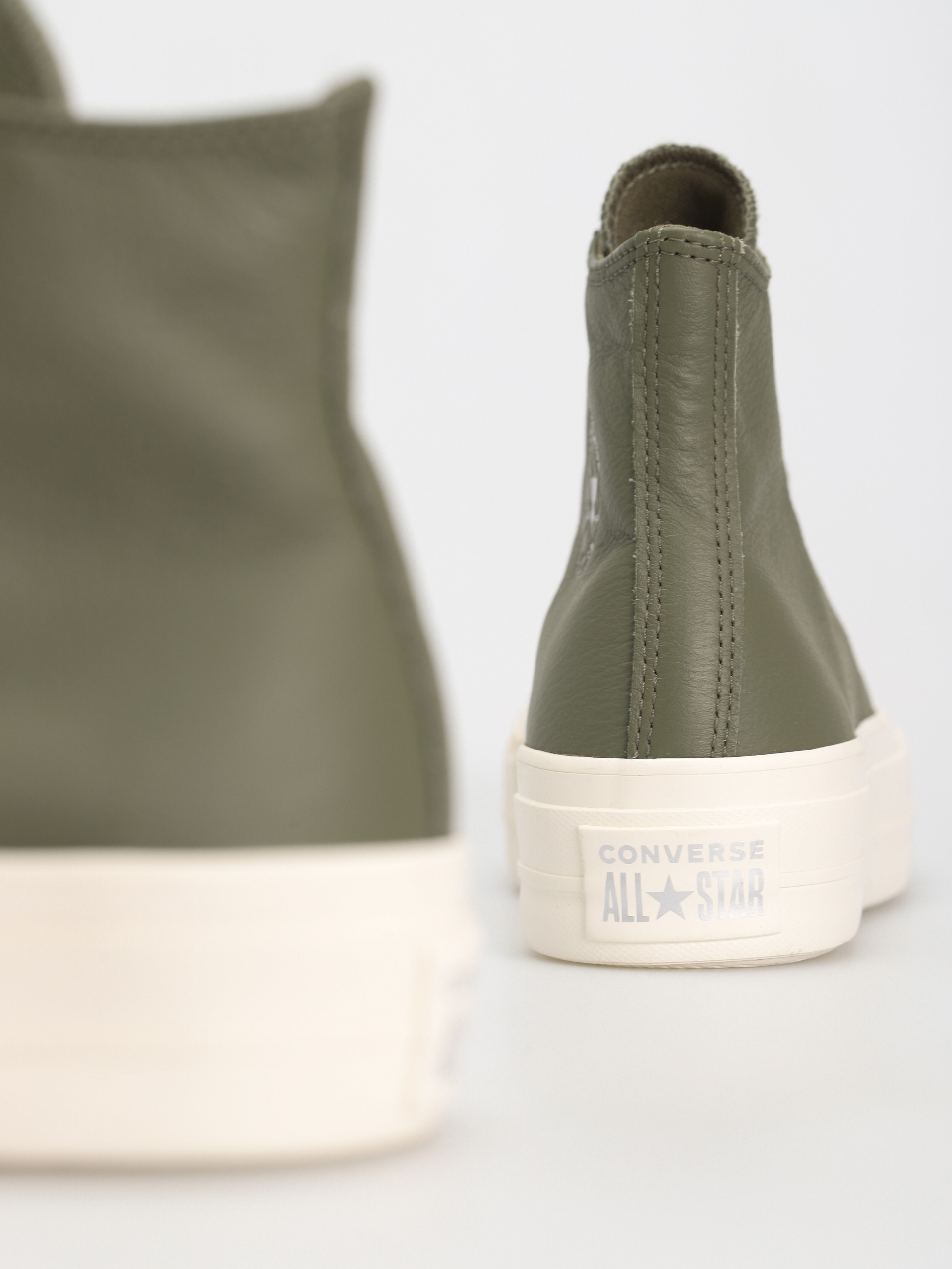 Tenisky Converse Chuck Taylor All Star Lift Hi Wmn (converse utility/egret)