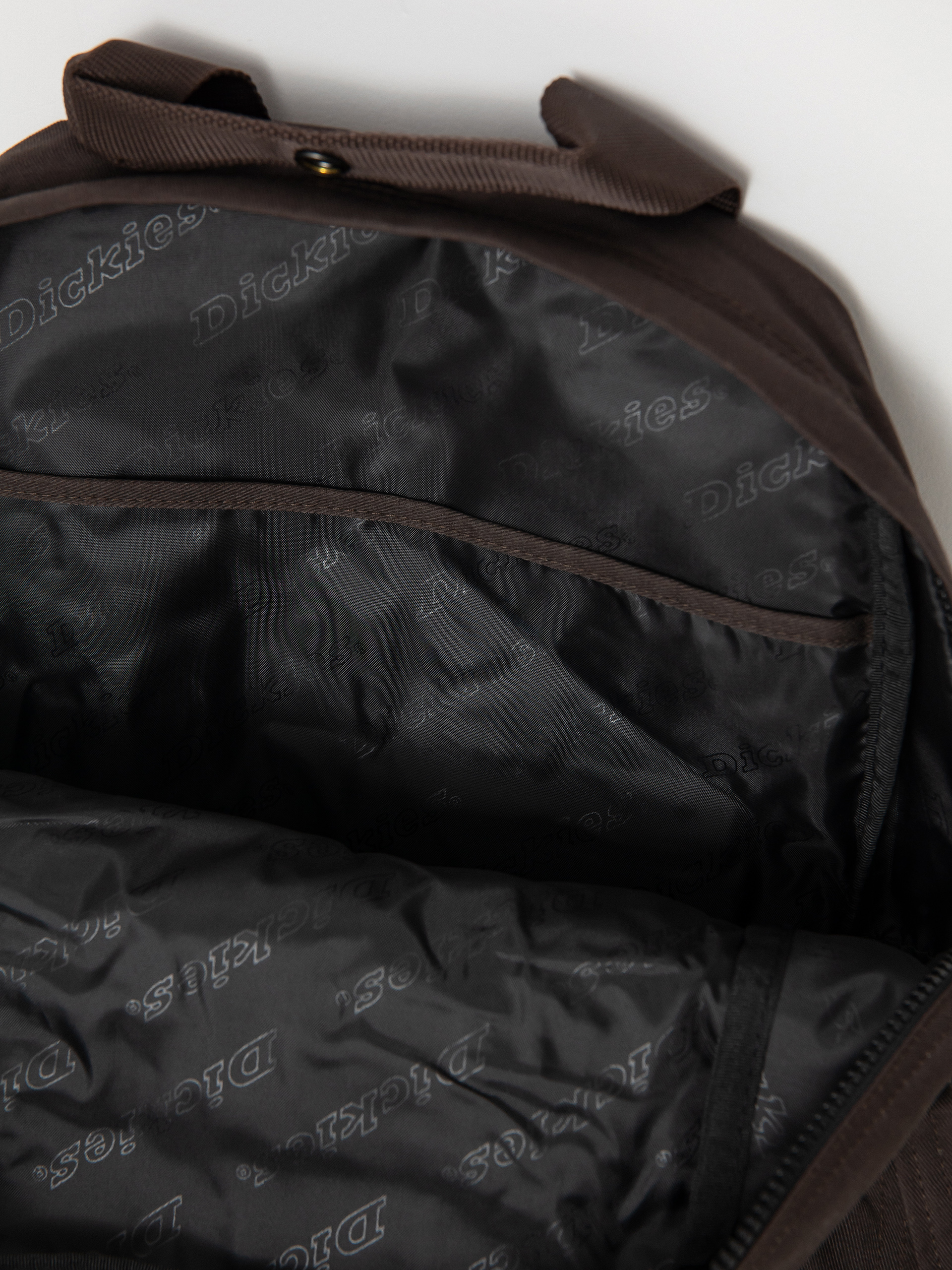Batoh Dickies Lisbon (dark brown)