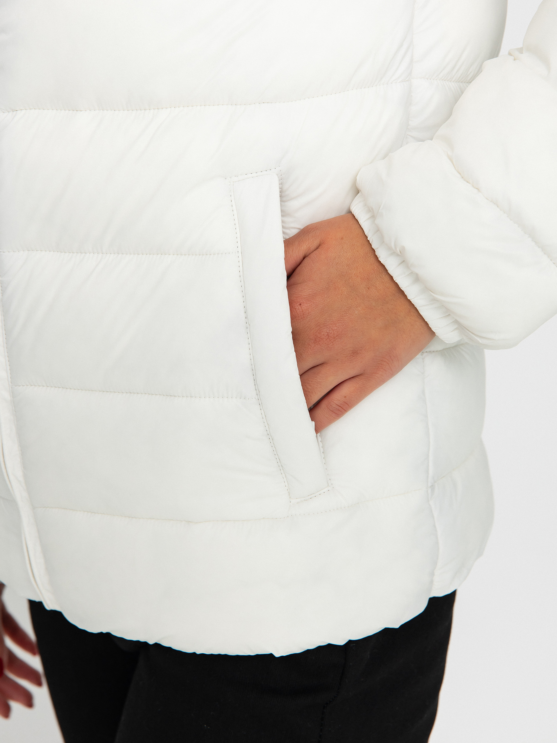 Bunda Champion Legacy Hooded Polyfilled Jacket 116867 Wmn (way)