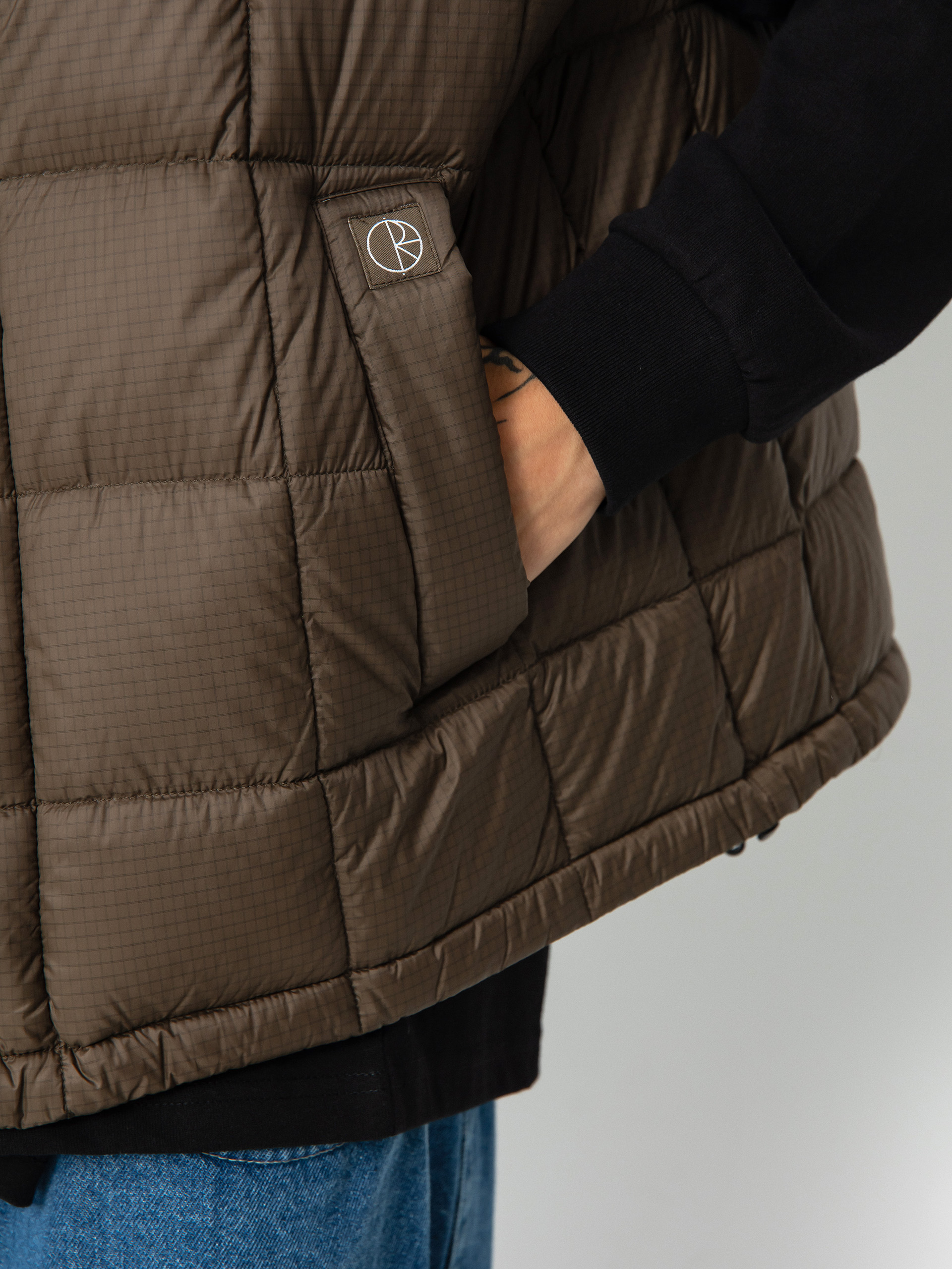 Vesta Polar Skate Lightweight Puffer Vest (brown)