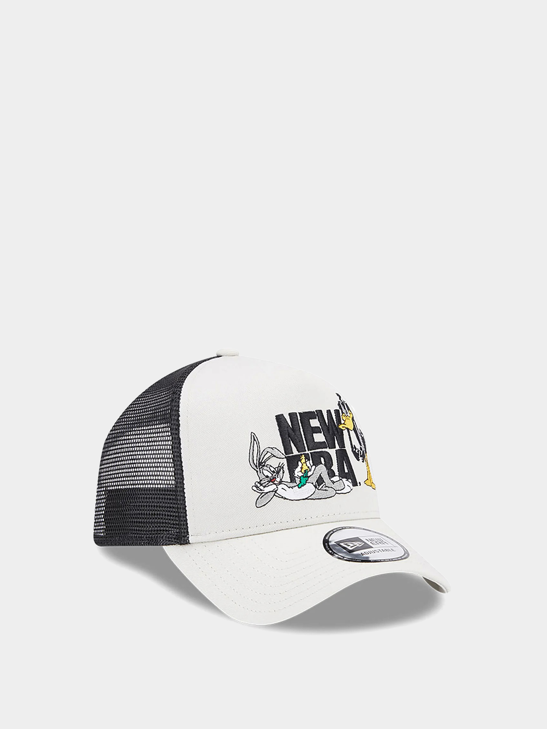 Šiltovka New Era Looney Tunes Trucker (stone/black)
