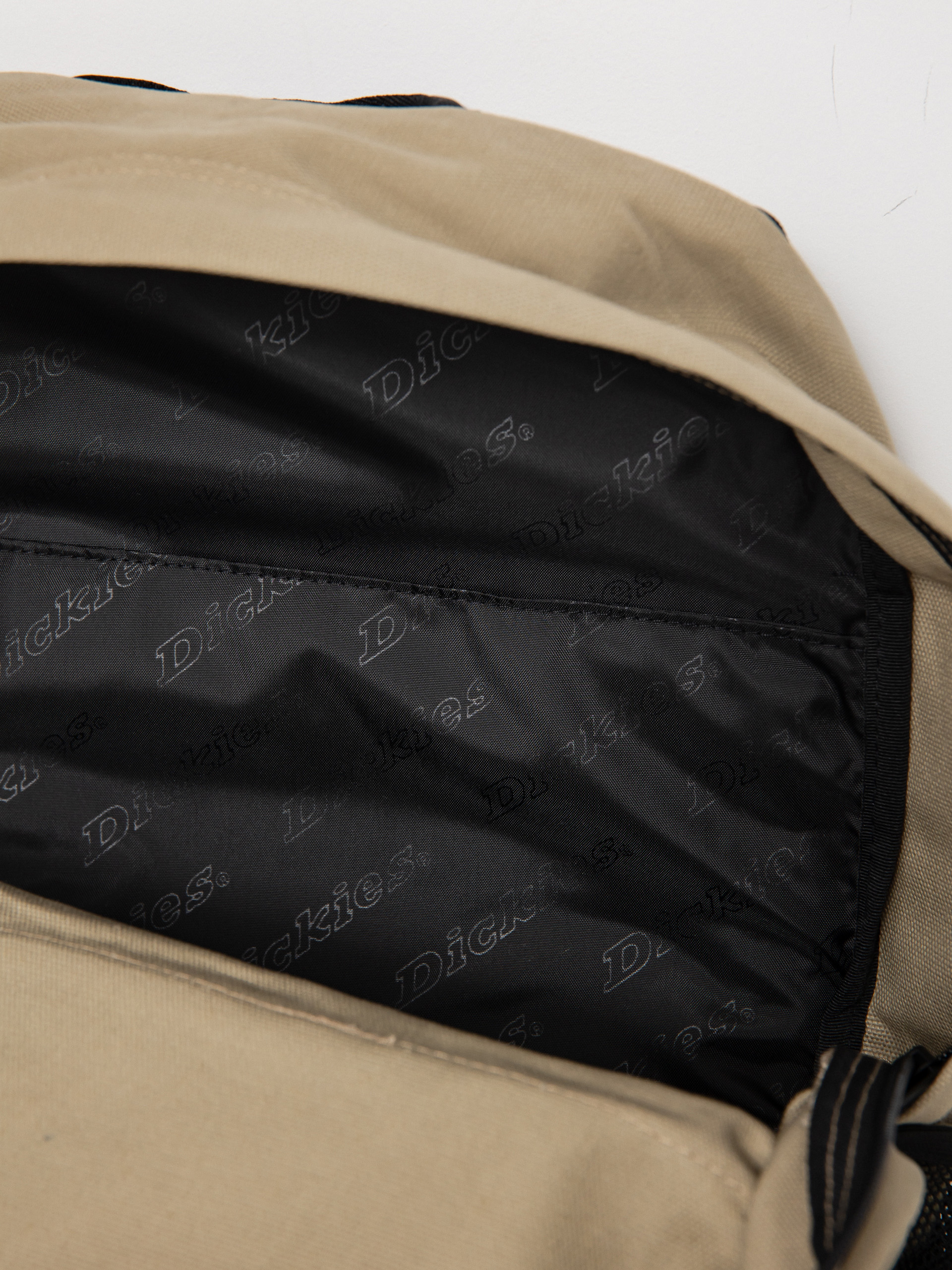 Batoh Dickies Duck Utility (desert sand)