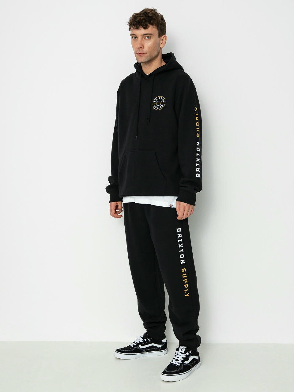 Nohavice Brixton Crest Line Fleece Sweat (black)