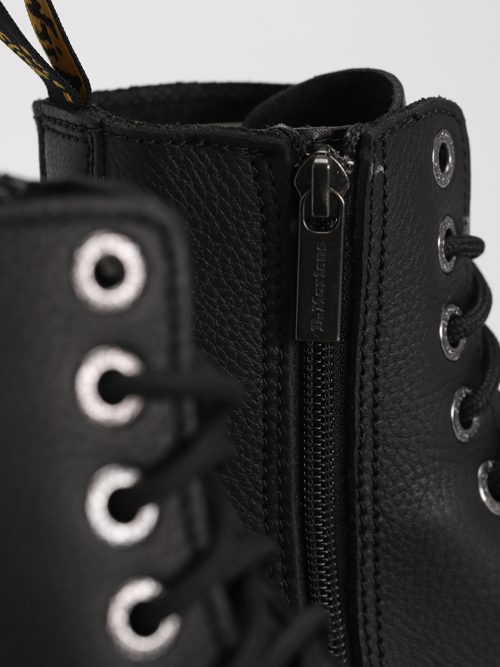 Topánky Dr. Martens Jadon III (black pisa)