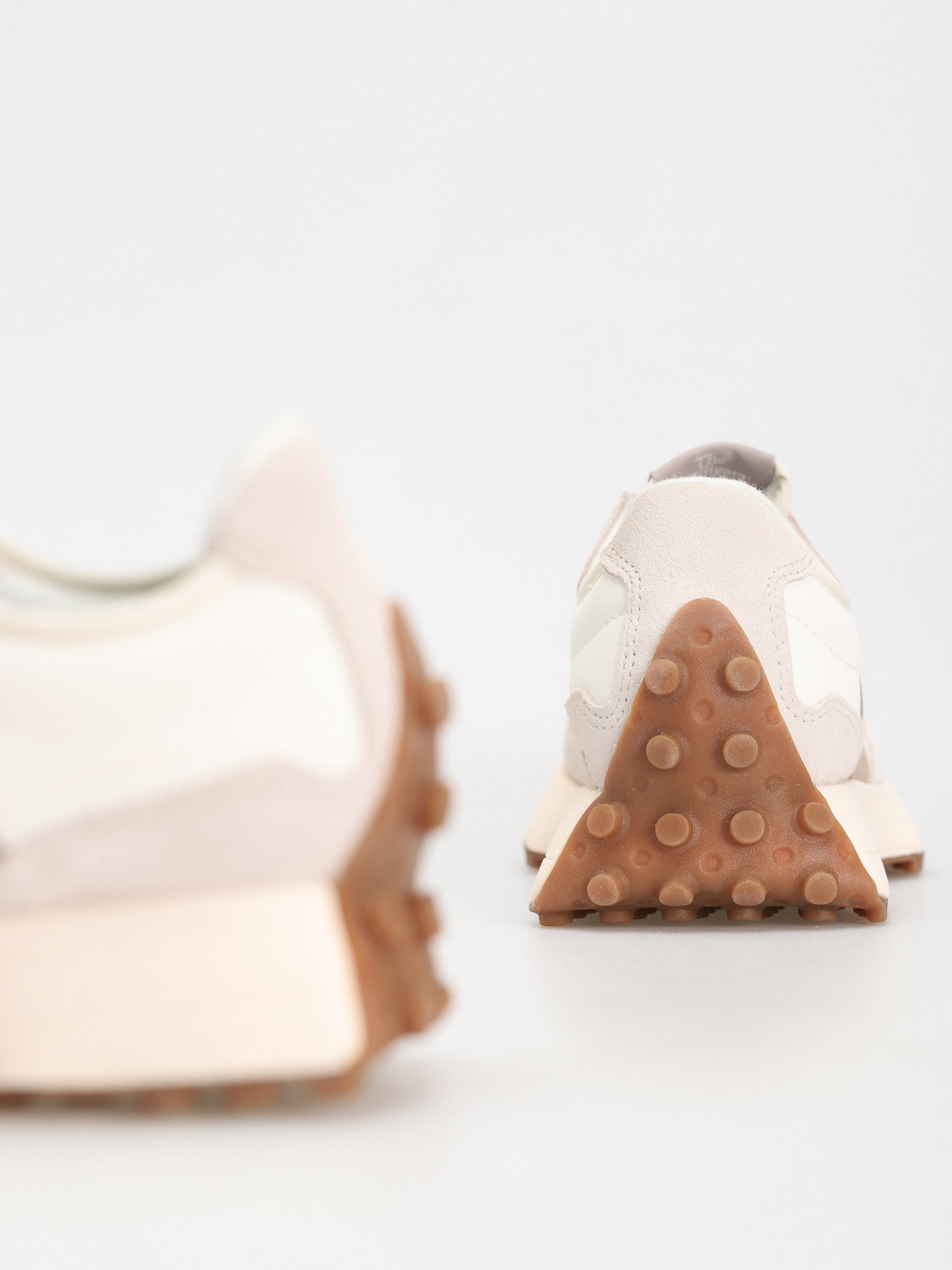 Topánky New Balance 327 (driftwood)