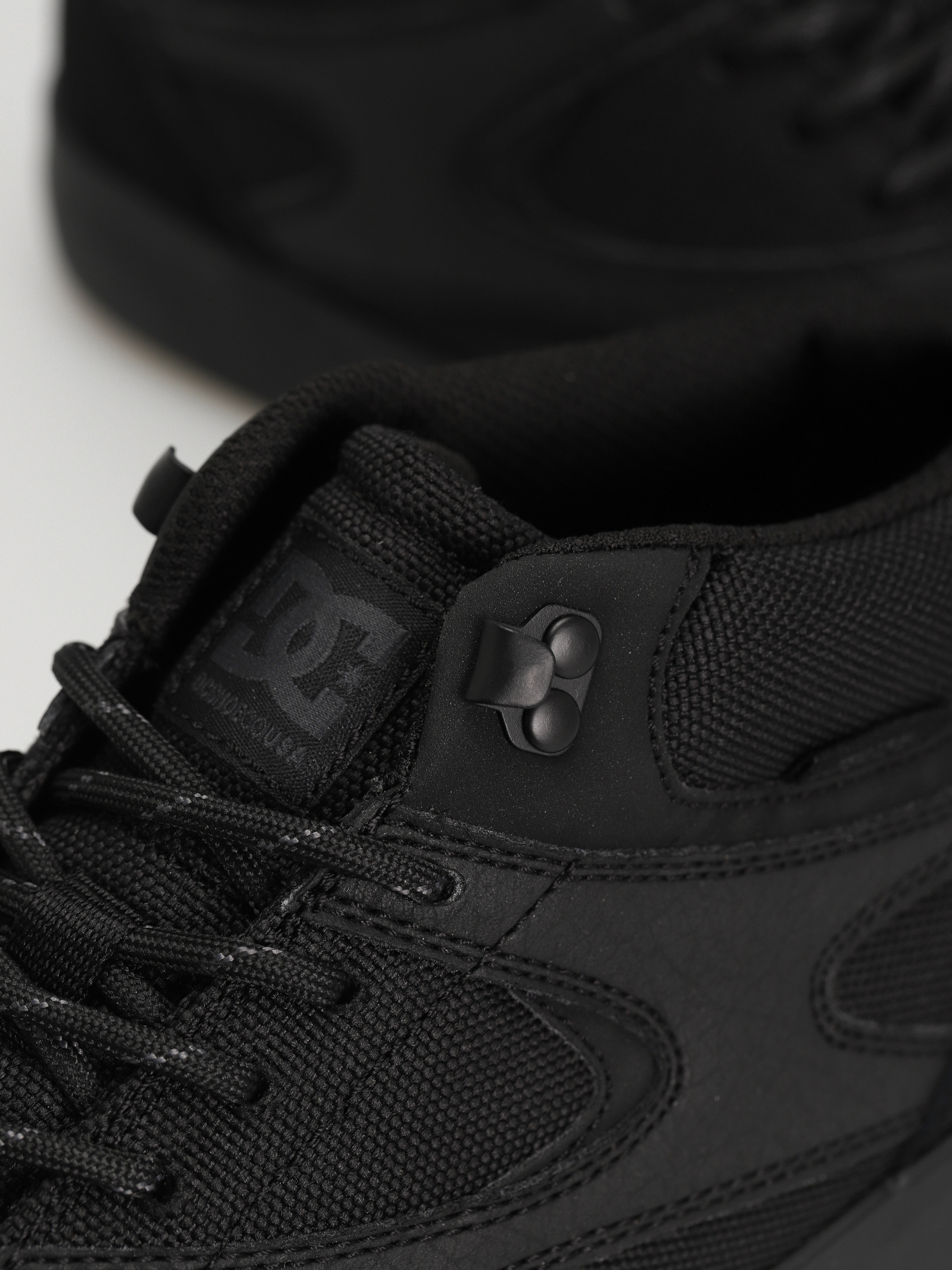 Topánky DC Kalis Mid Wnt (black/black)