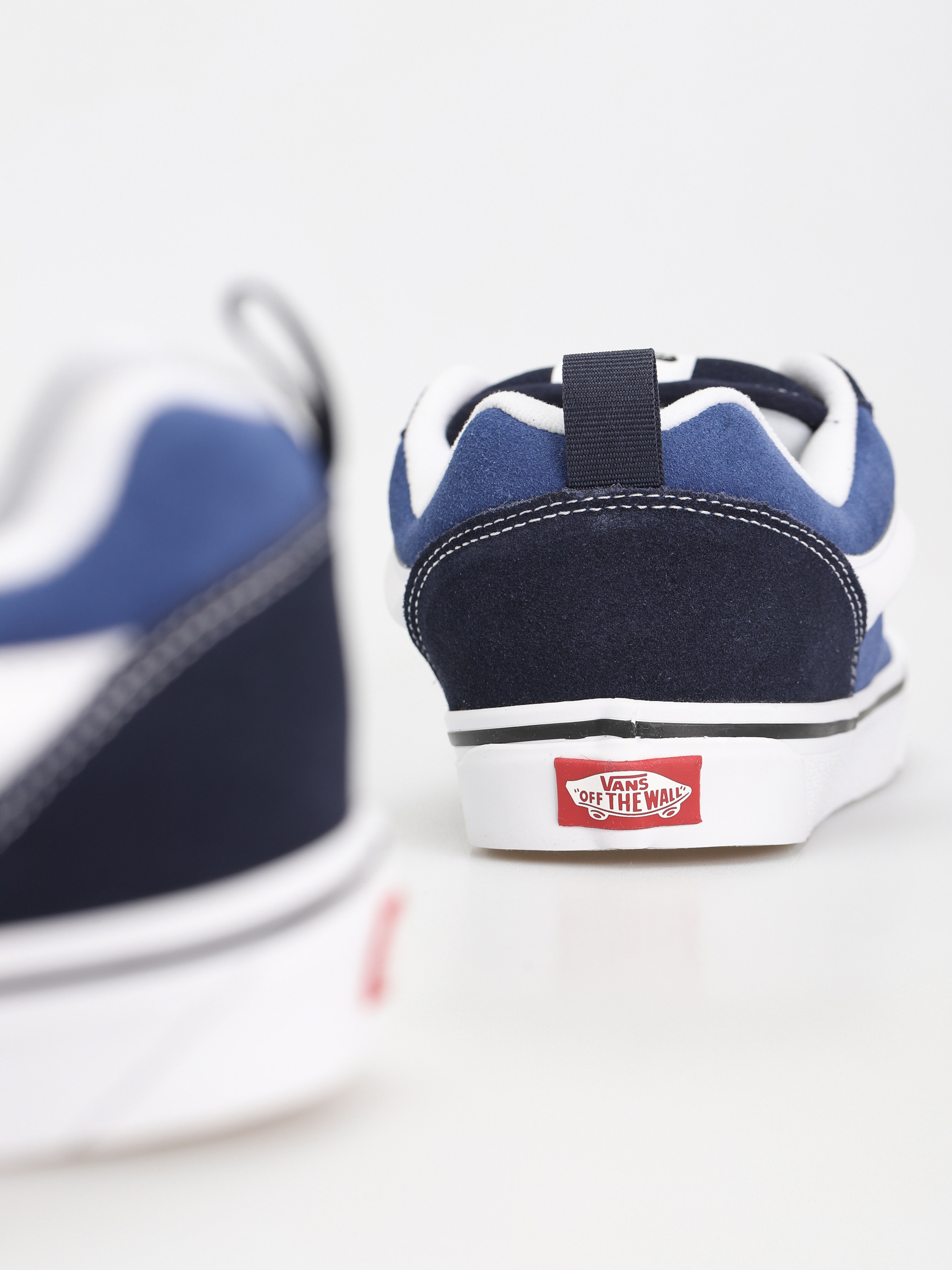 Topánky Vans Knu Skool (navy/true white)