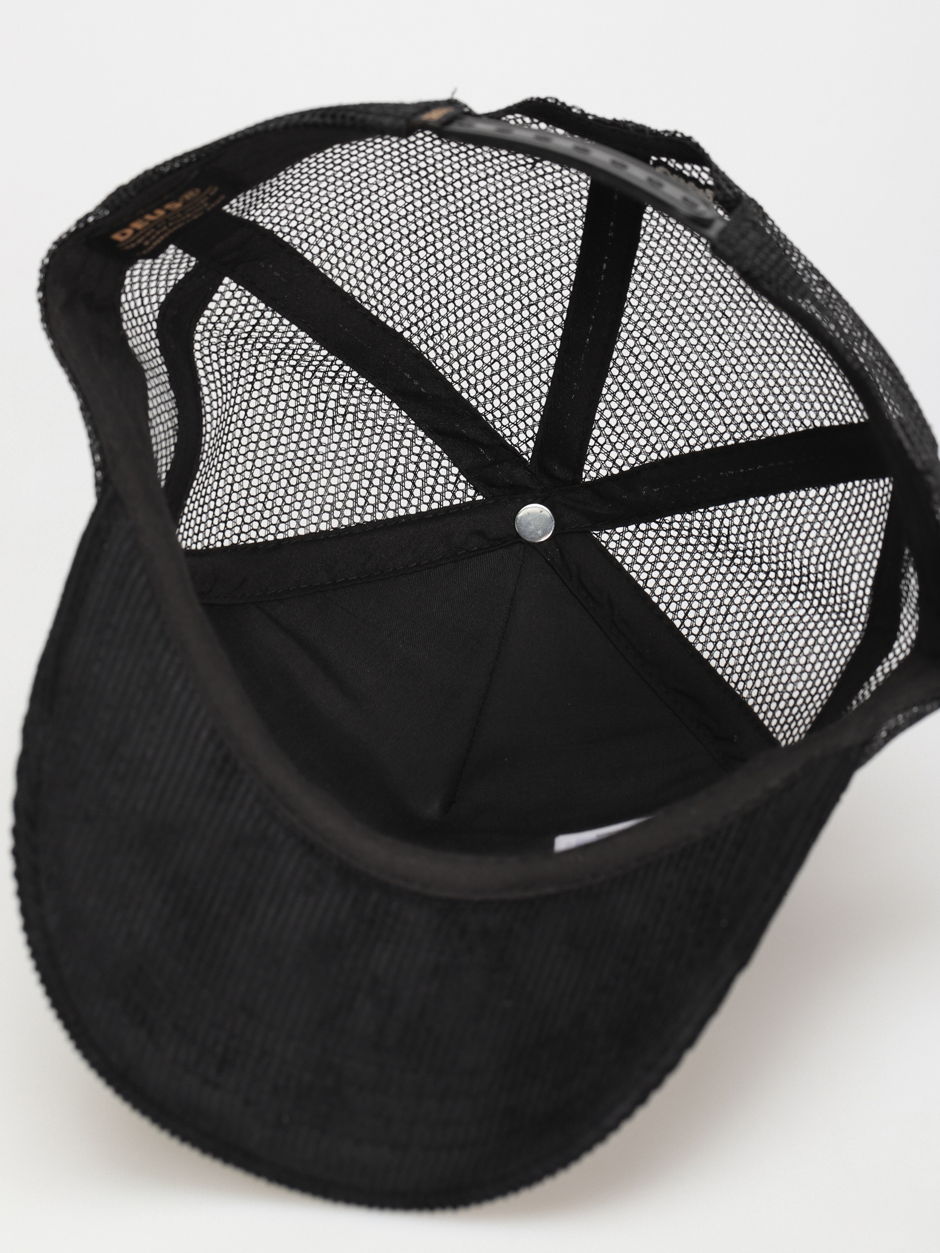 Šiltovka Deus Ex Machina Shield Cord Trucker (black)