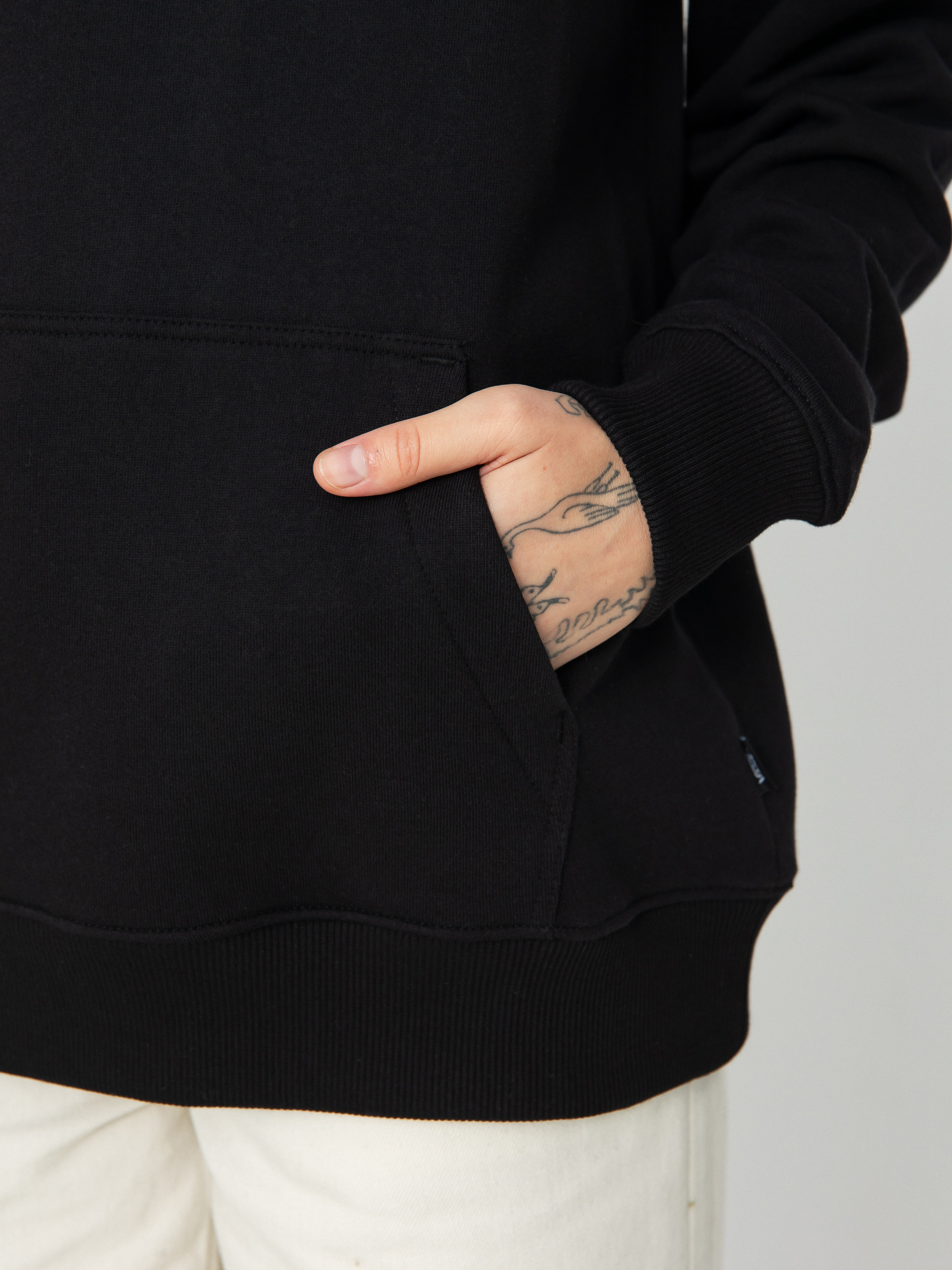 Mikina s kapucňou Vans Flying V Bff Emea HD Wmn (flying v black)