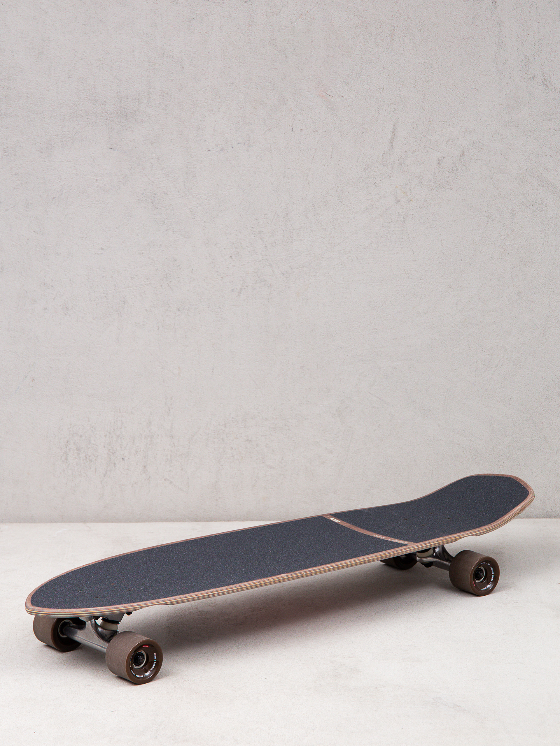 Cruiser Globe Blazer XL (weepy blume)