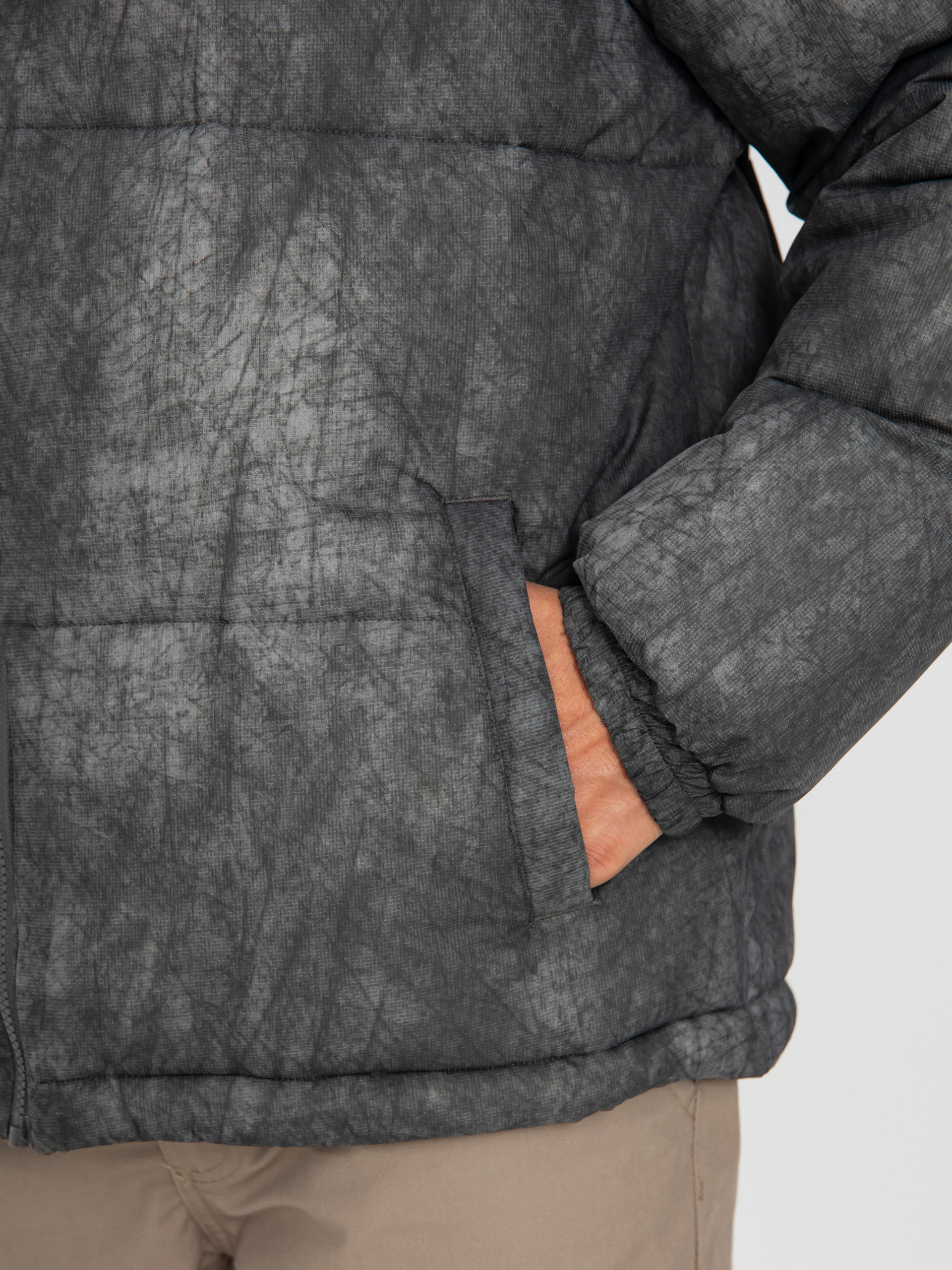 Bunda Iriedaily Mission2 Puffer (moon)