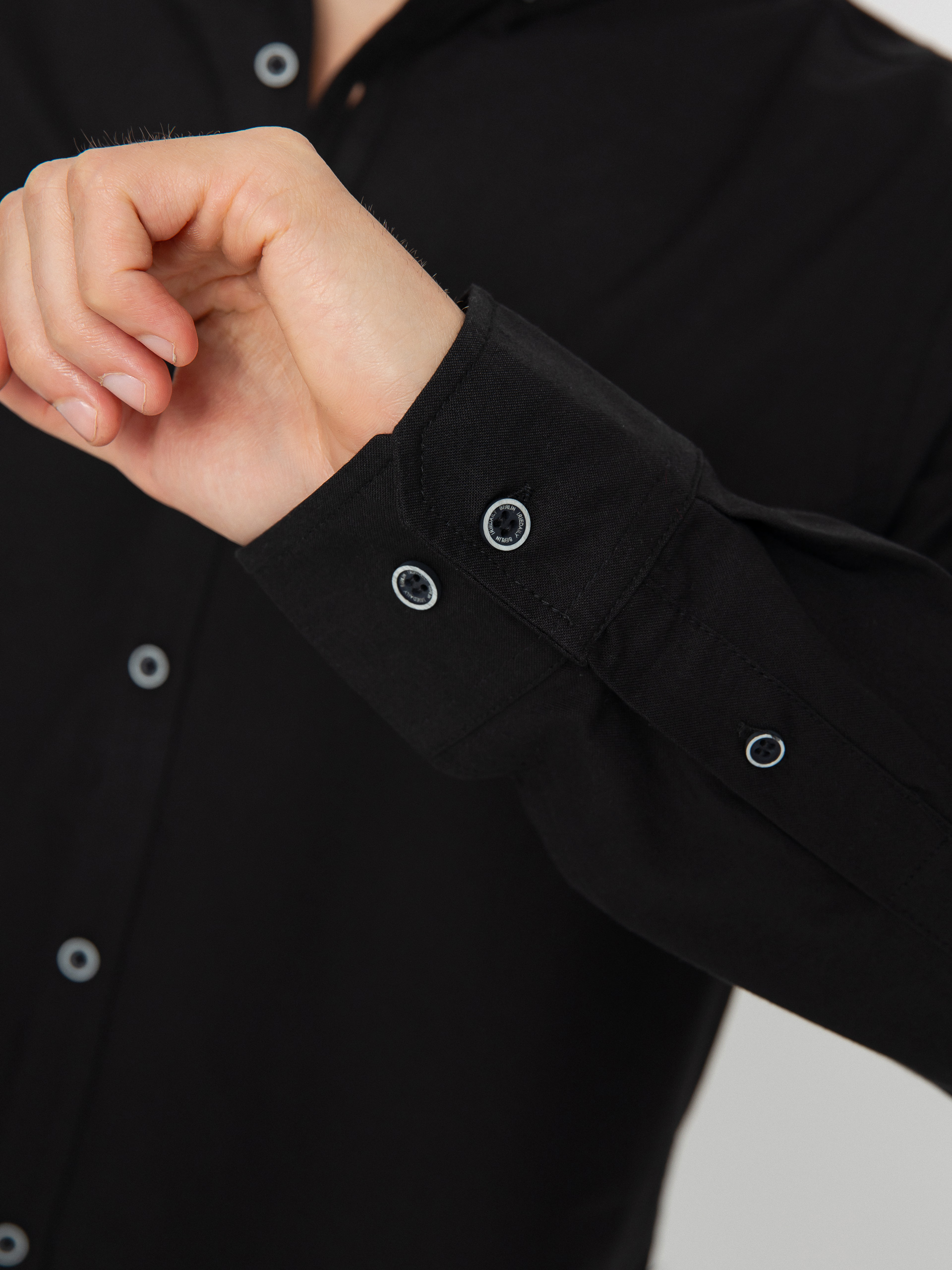 Košeľa Iriedaily Samuel (uni black)