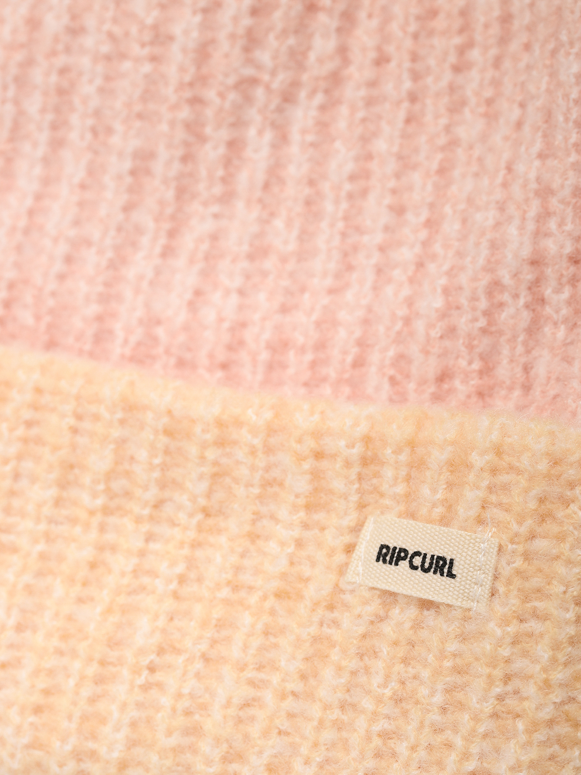 Čiapka Rip Curl 2 Tone Reg Revo Wmn (light orange)