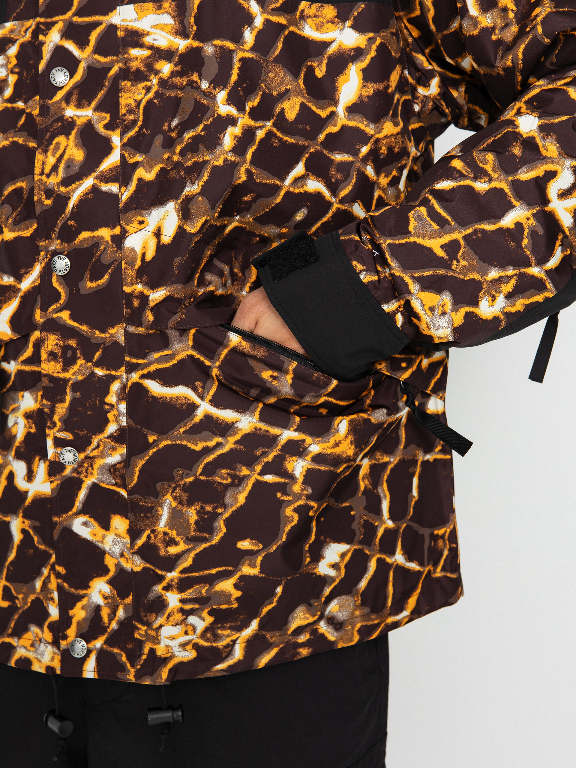 Bunda The North Face 86 Retro Mountain (coal brown wtrdstp/tnfb)