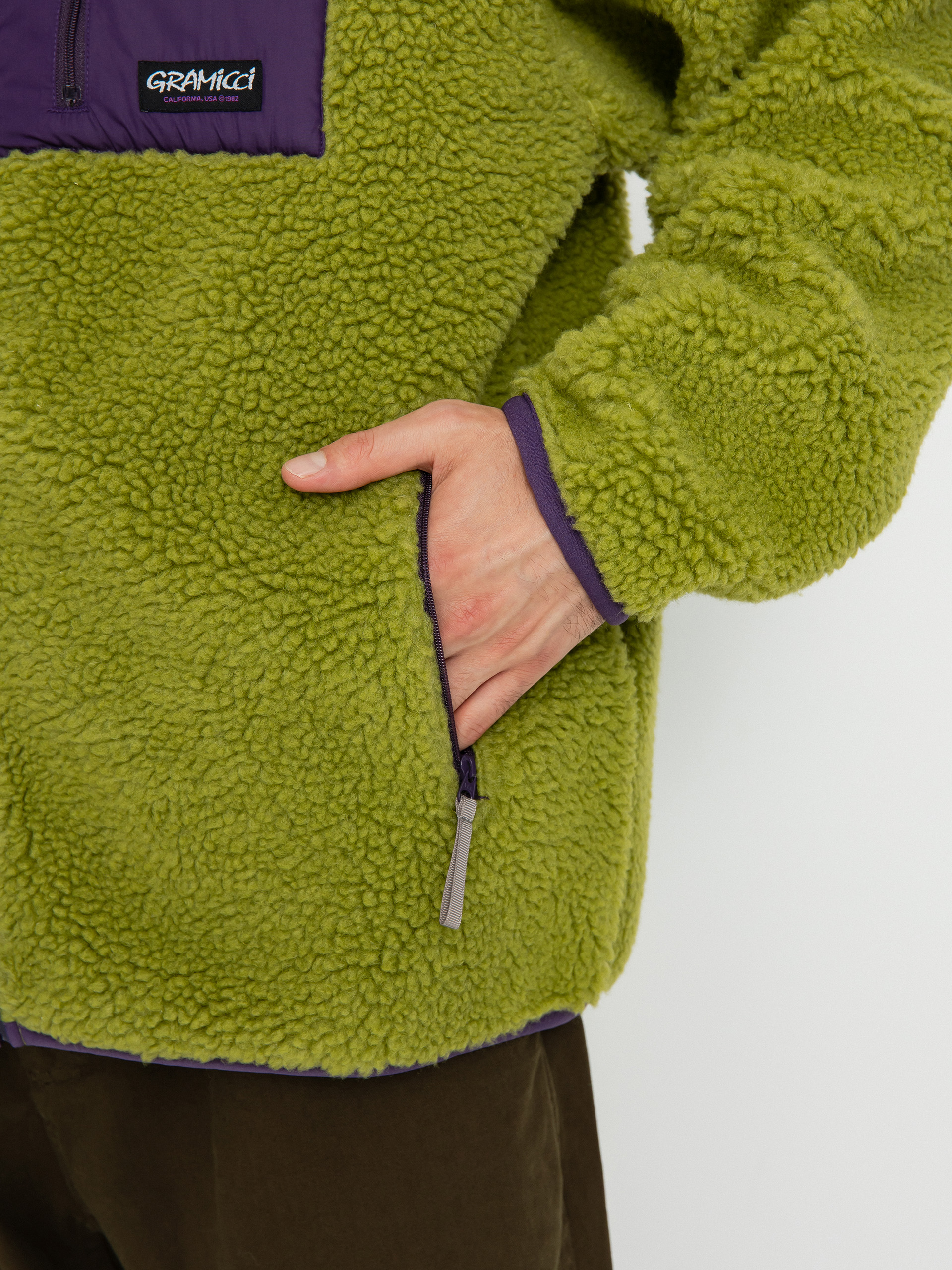 Bunda Gramicci Sherpa (dusted lime)