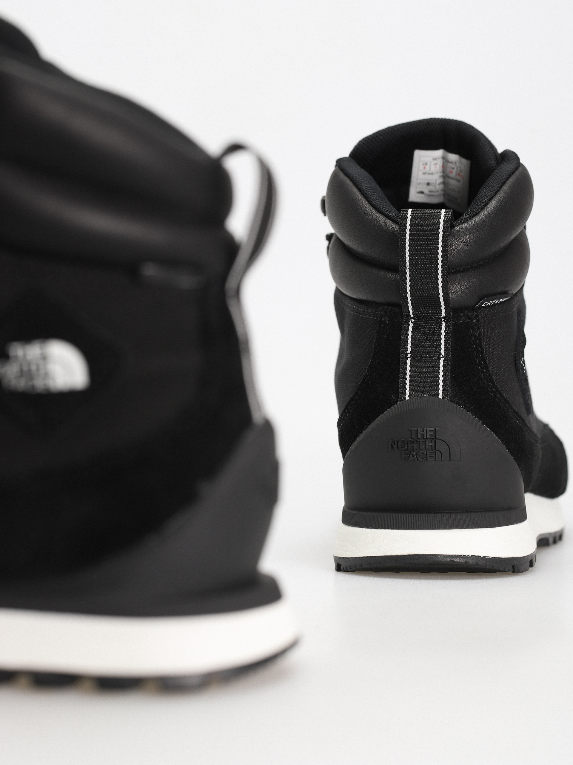 Topánky The North Face Back To Berkeley Iv Textile Wp (tnf black/tnf white)