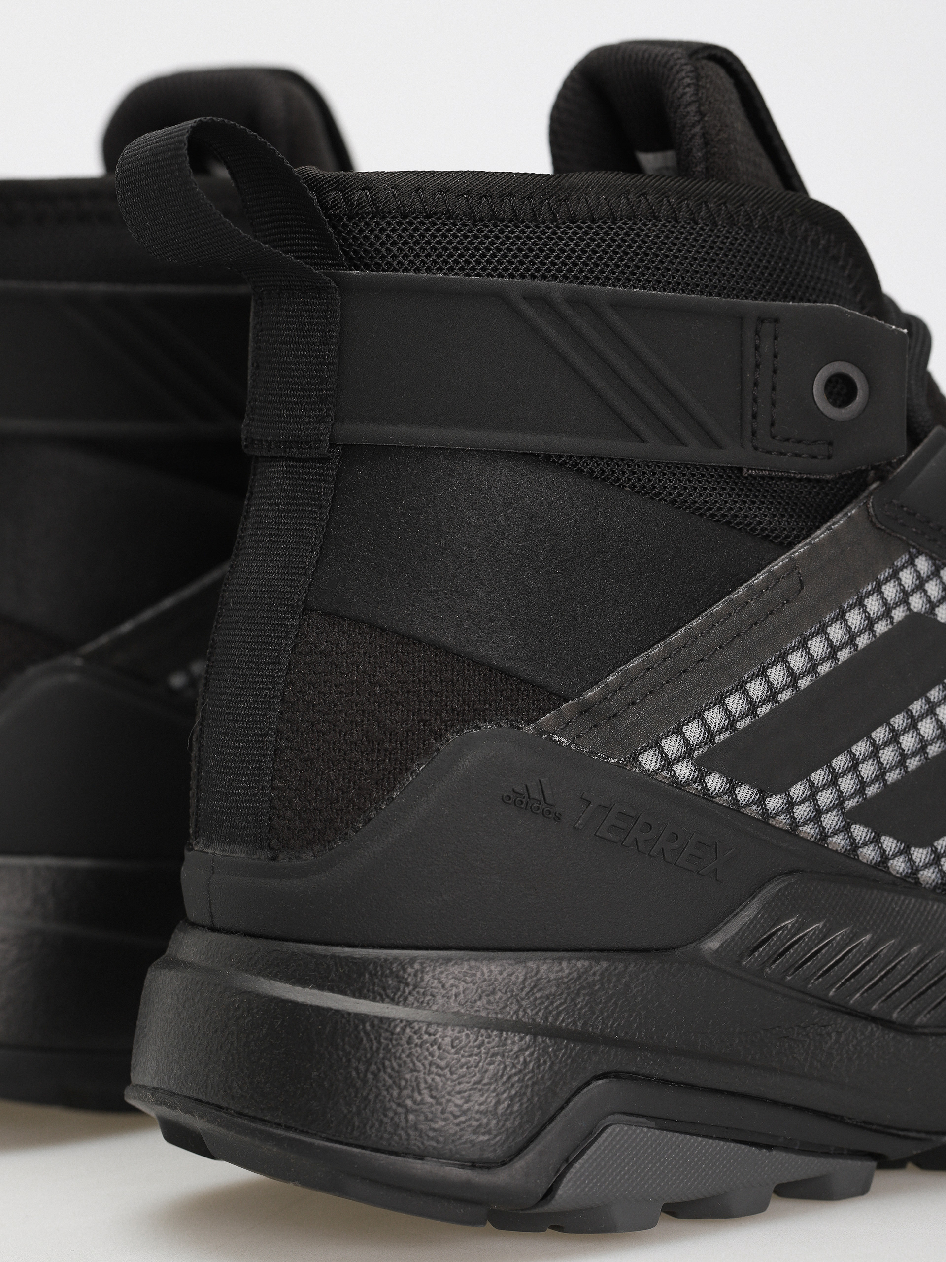 Topánky adidas Trailmaker (cblack/cblack/dgsogr)