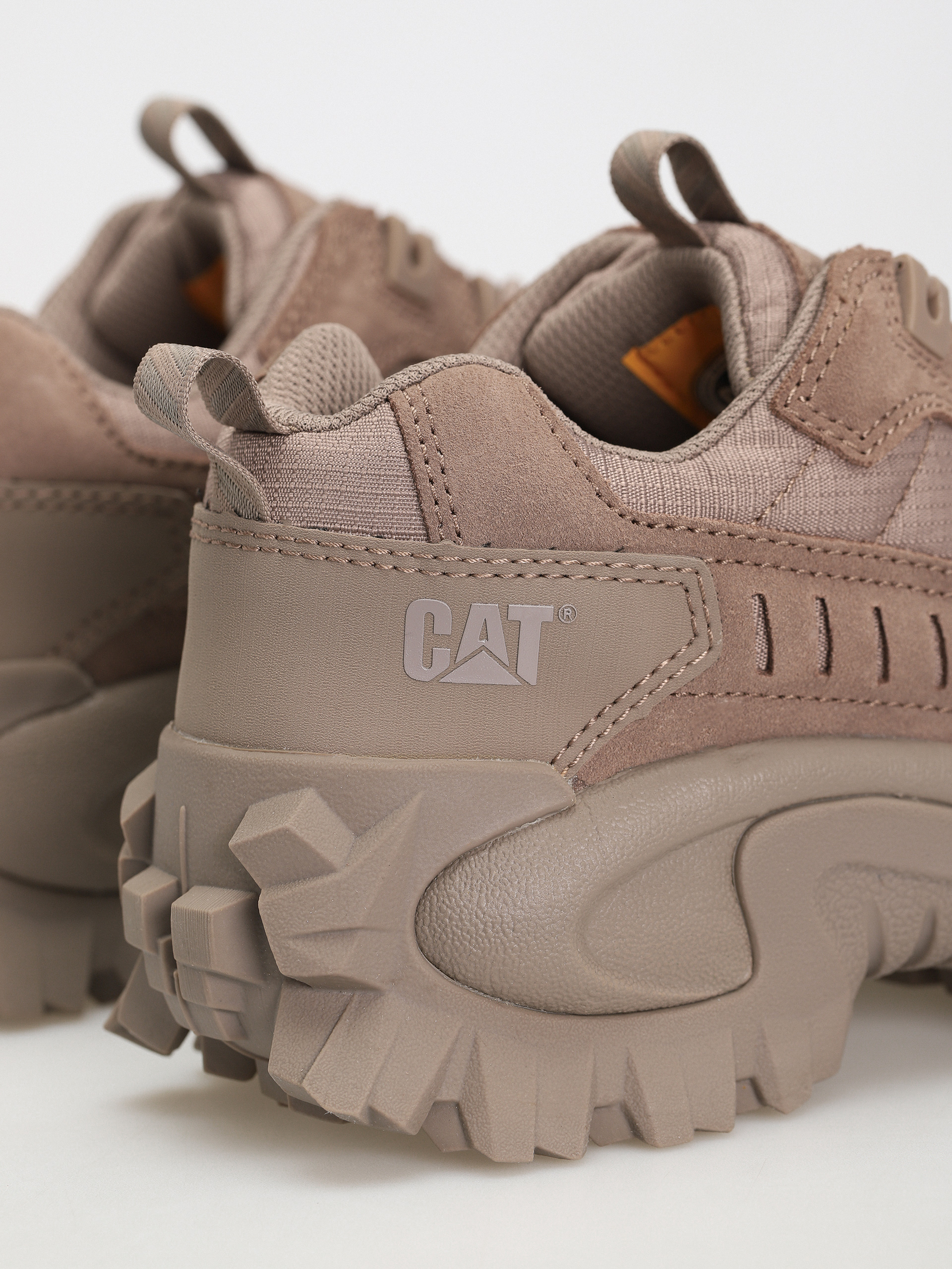 Topánky Caterpillar Intruder (fungi)