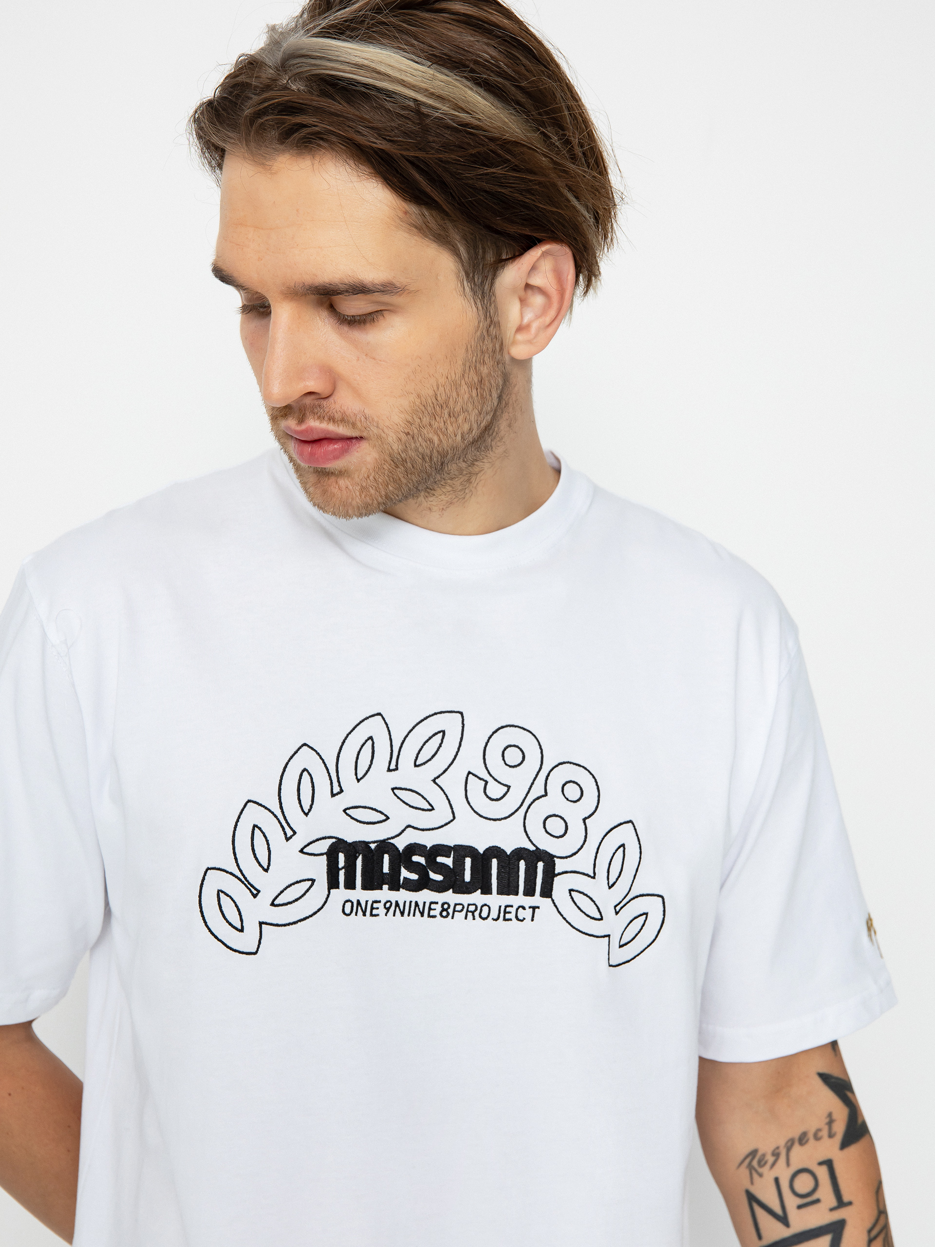 Tričko MassDnm Leafs (white)