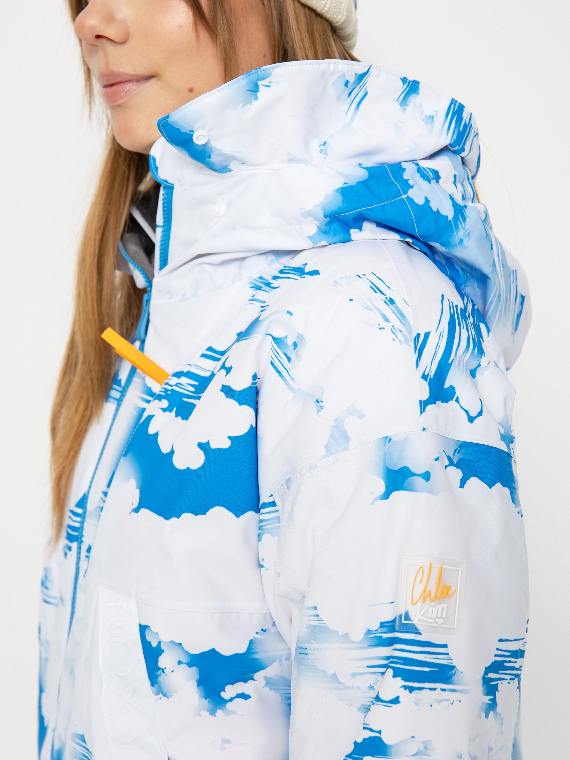 Dámska Snowboardová bunda Roxy Chloe Kim (azure blue clouds)