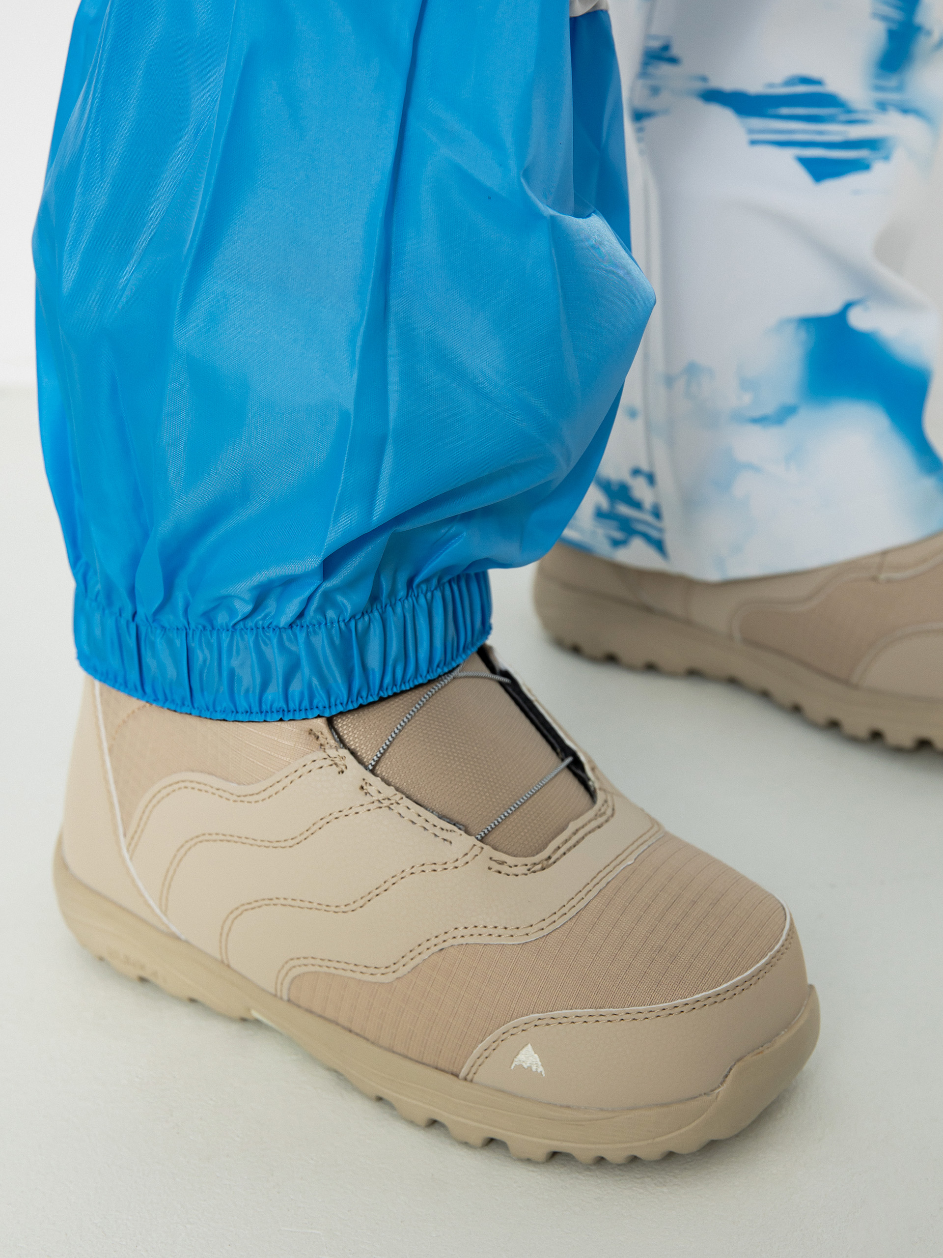 Dámske Snowboardové nohavice Roxy Chloe Kim (azure blue clouds)