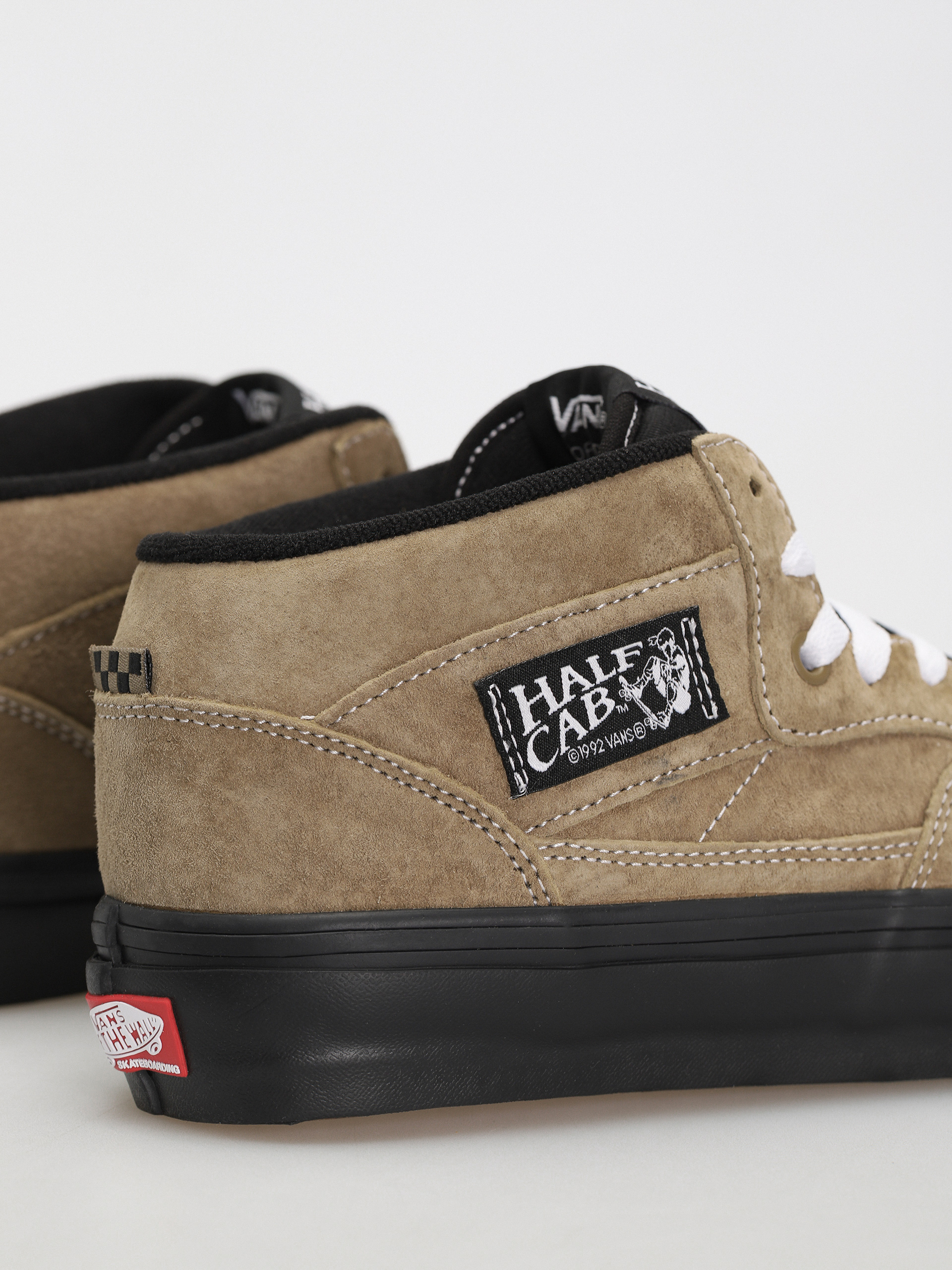 Topánky Vans Skate Half Cab (pig suede olive/black)