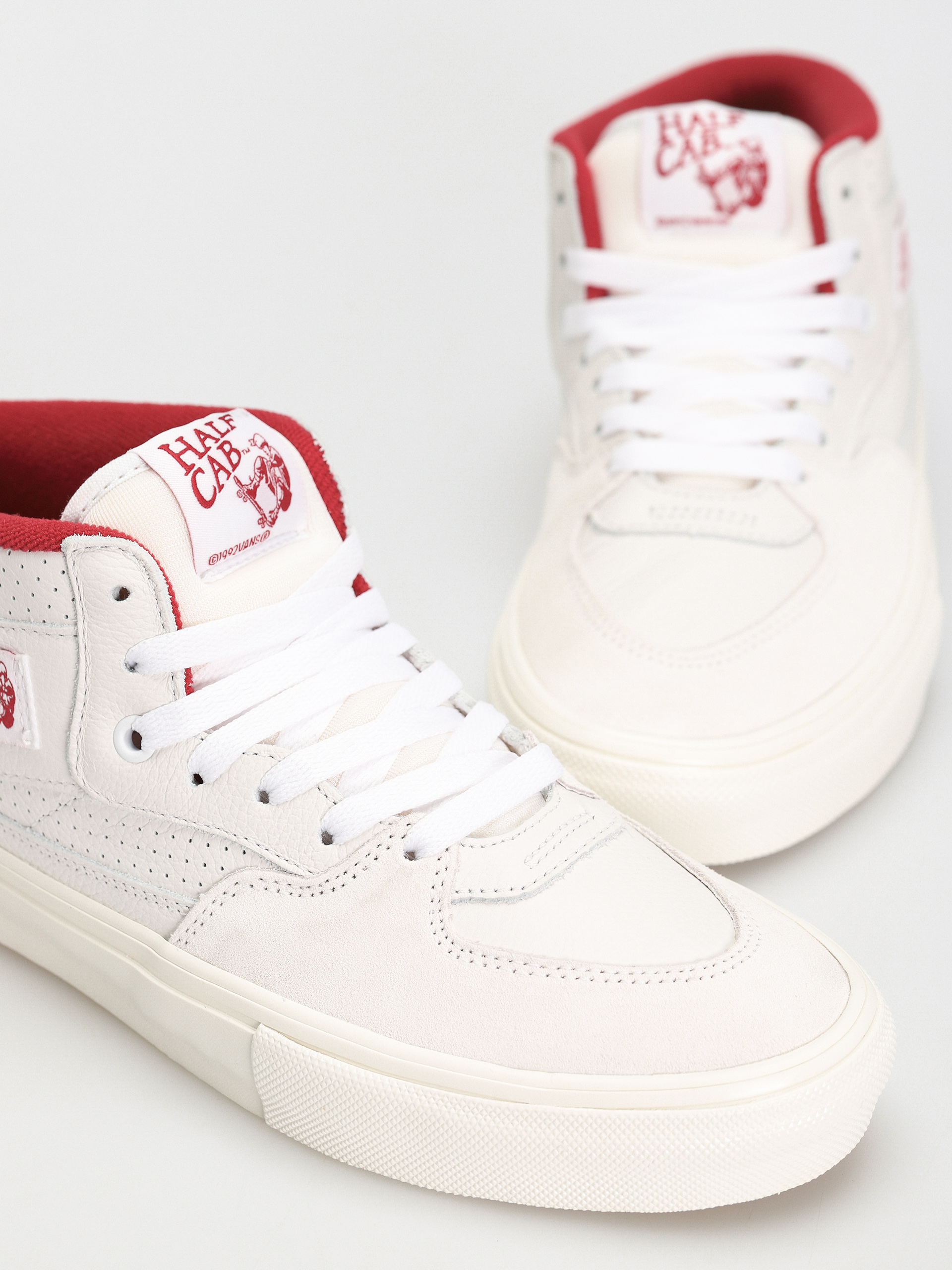 Topánky Vans Skate Half Cab (vintage sport white/red)