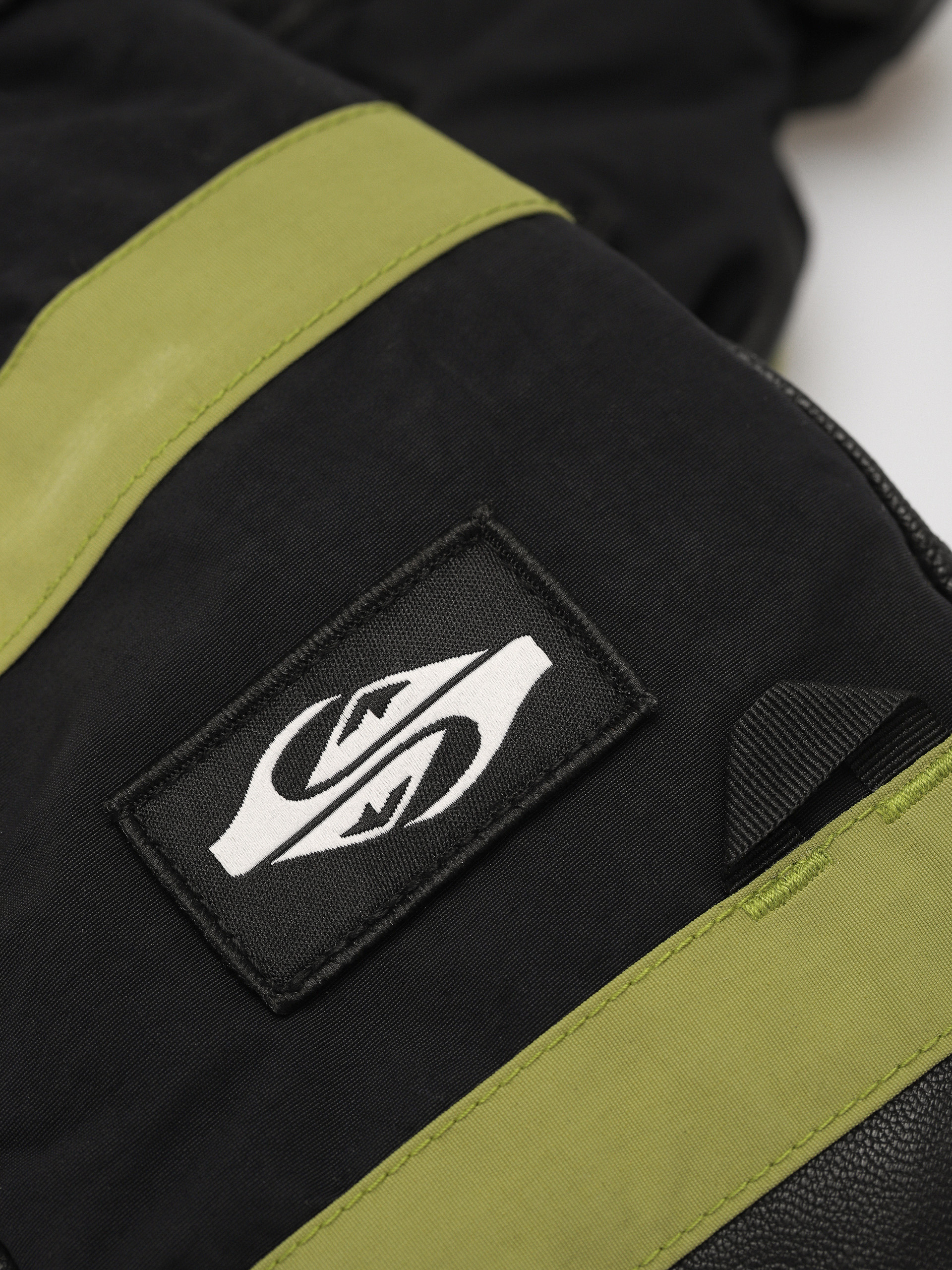 Rukavice Quiksilver Austen Sweetin Goretex Mitt (true black)