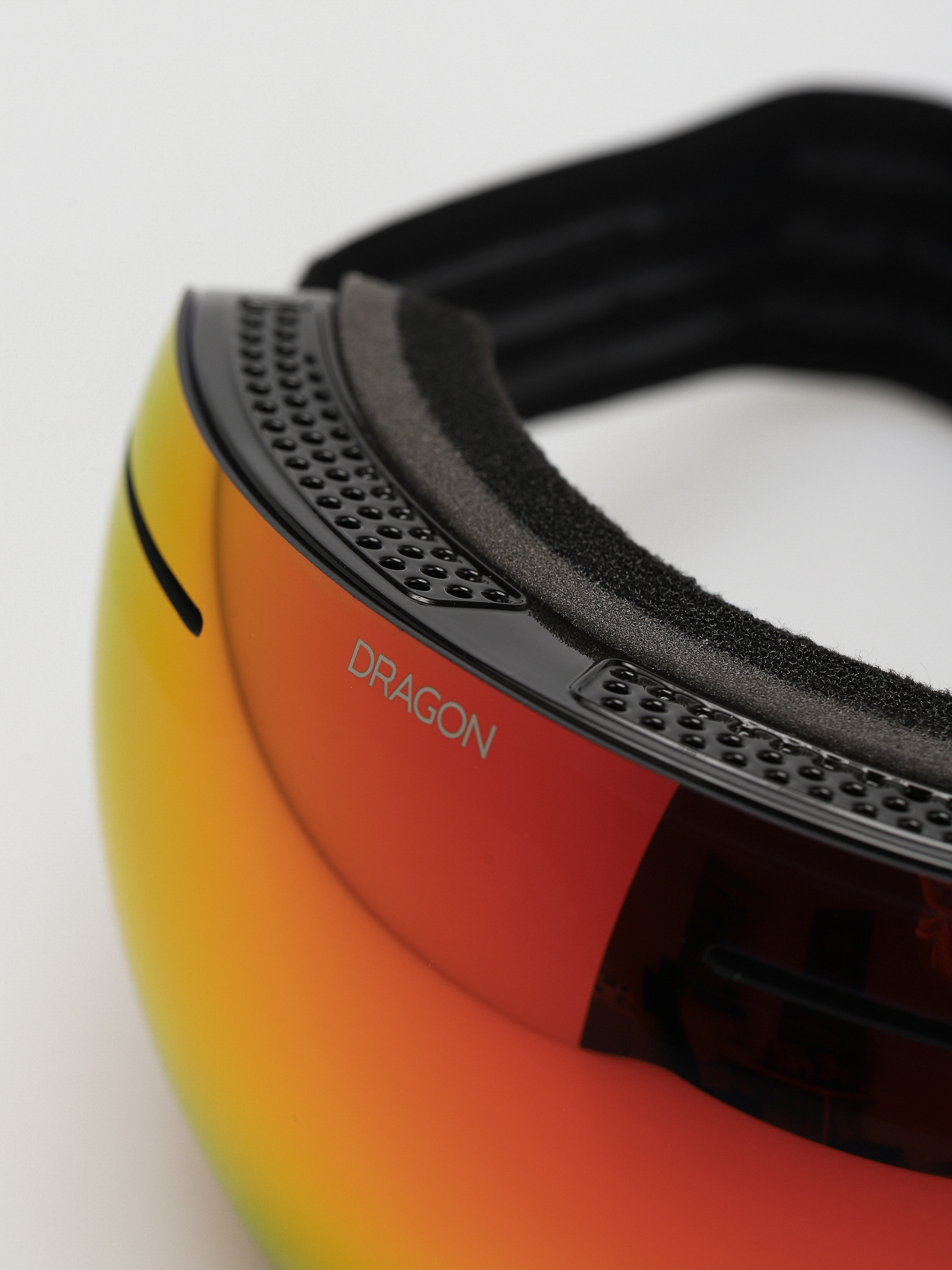 Snowboardové okuliare Dragon X1 (iconred/lumalens red ion)