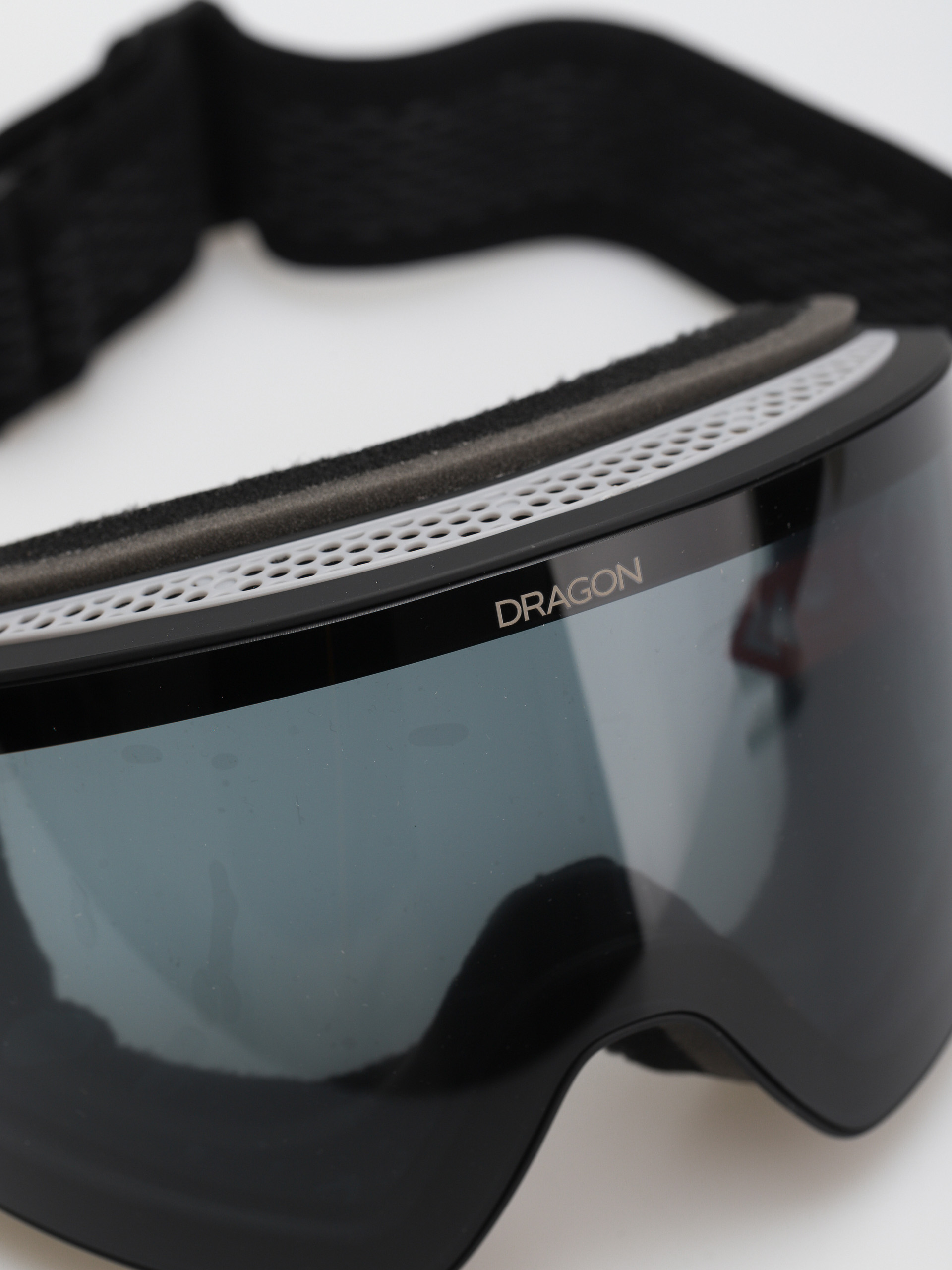 Snowboardové okuliare Dragon PXV (classicblack/lumalens dark smoke/lumalens light rose)