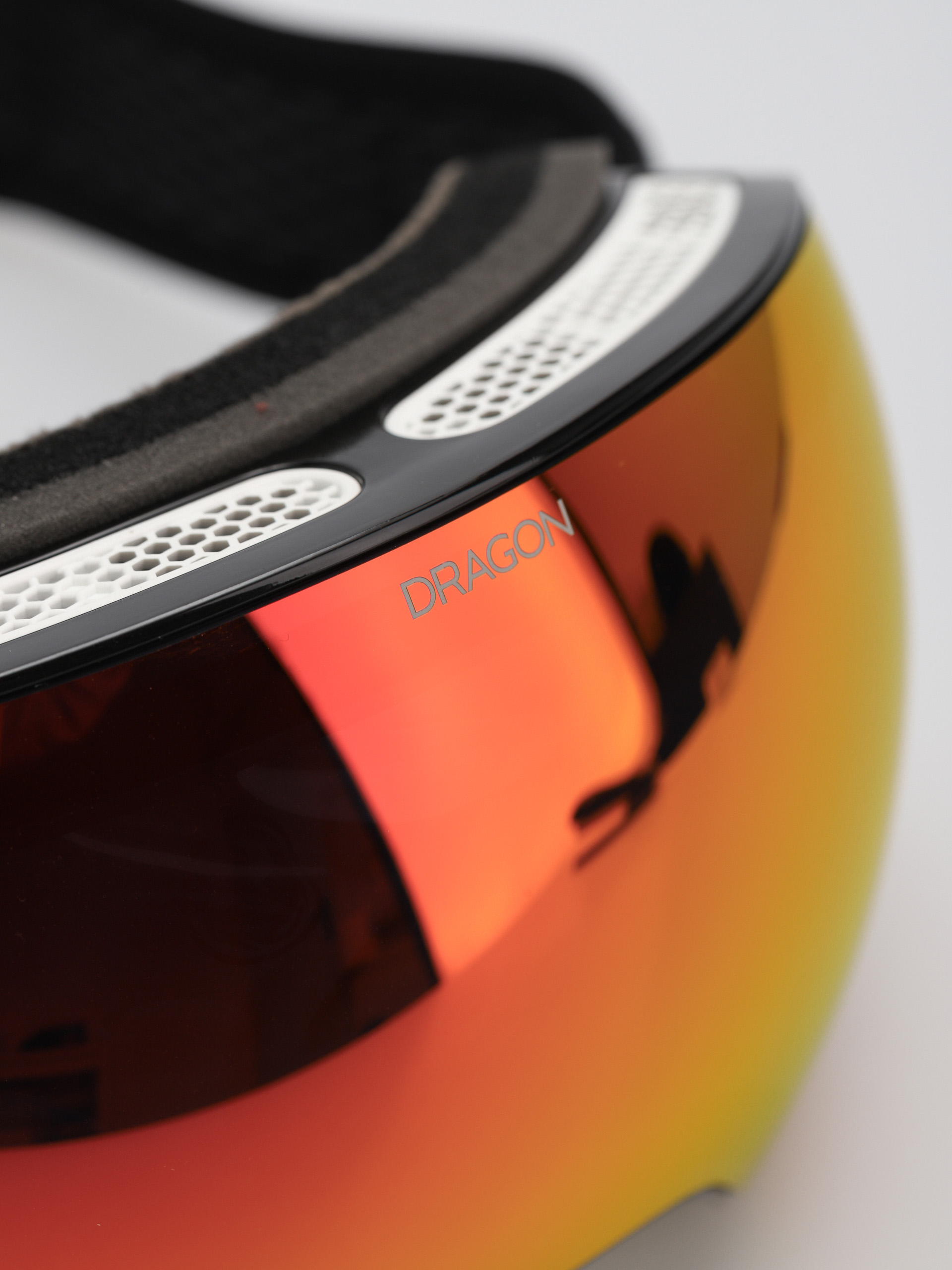 Snowboardové okuliare Dragon X2 (iconred/lumalens red ion/lumalens light rose)