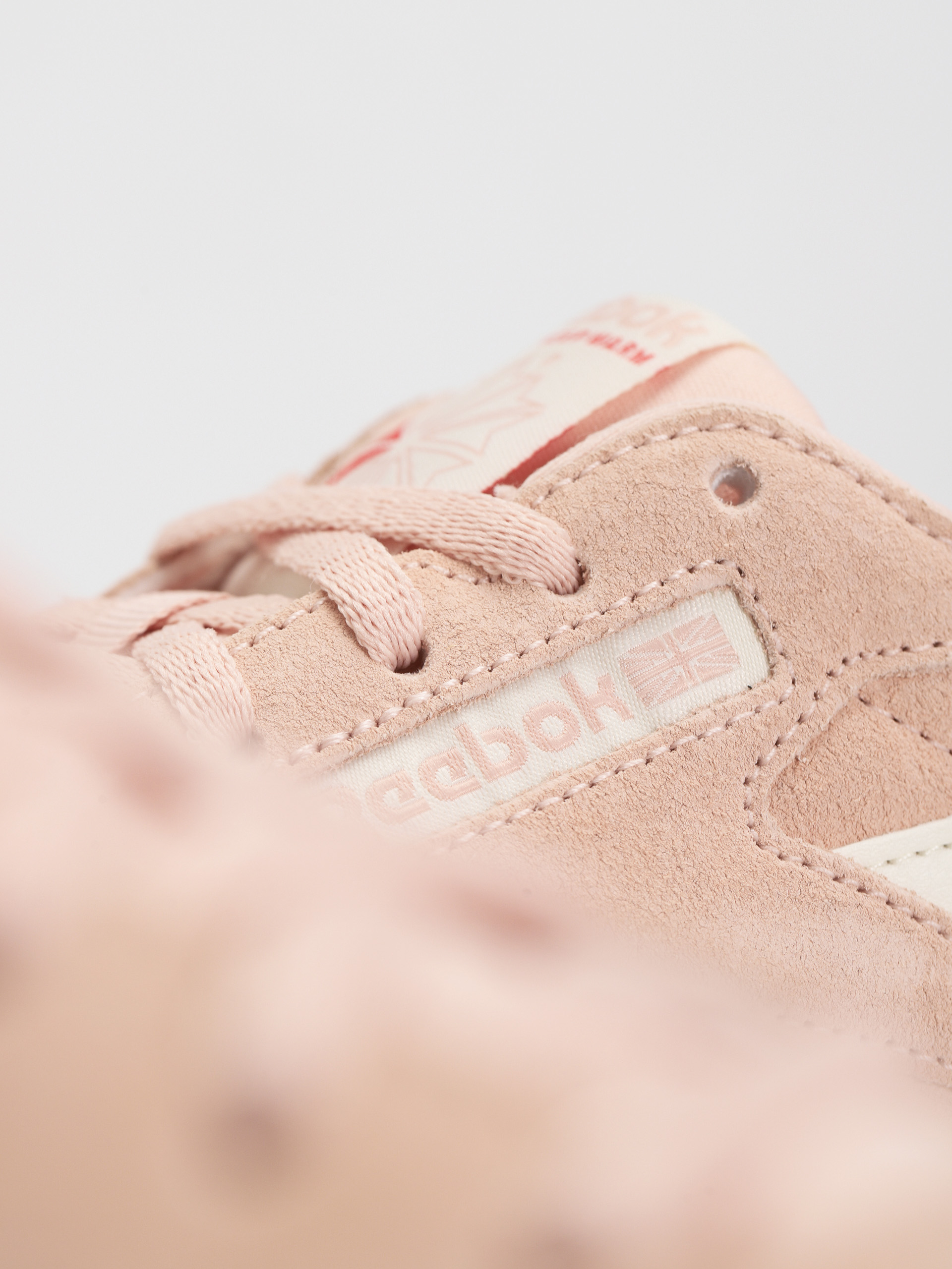 Topánky Reebok Classic Leather Wmn (pospin/pospin/chalk)