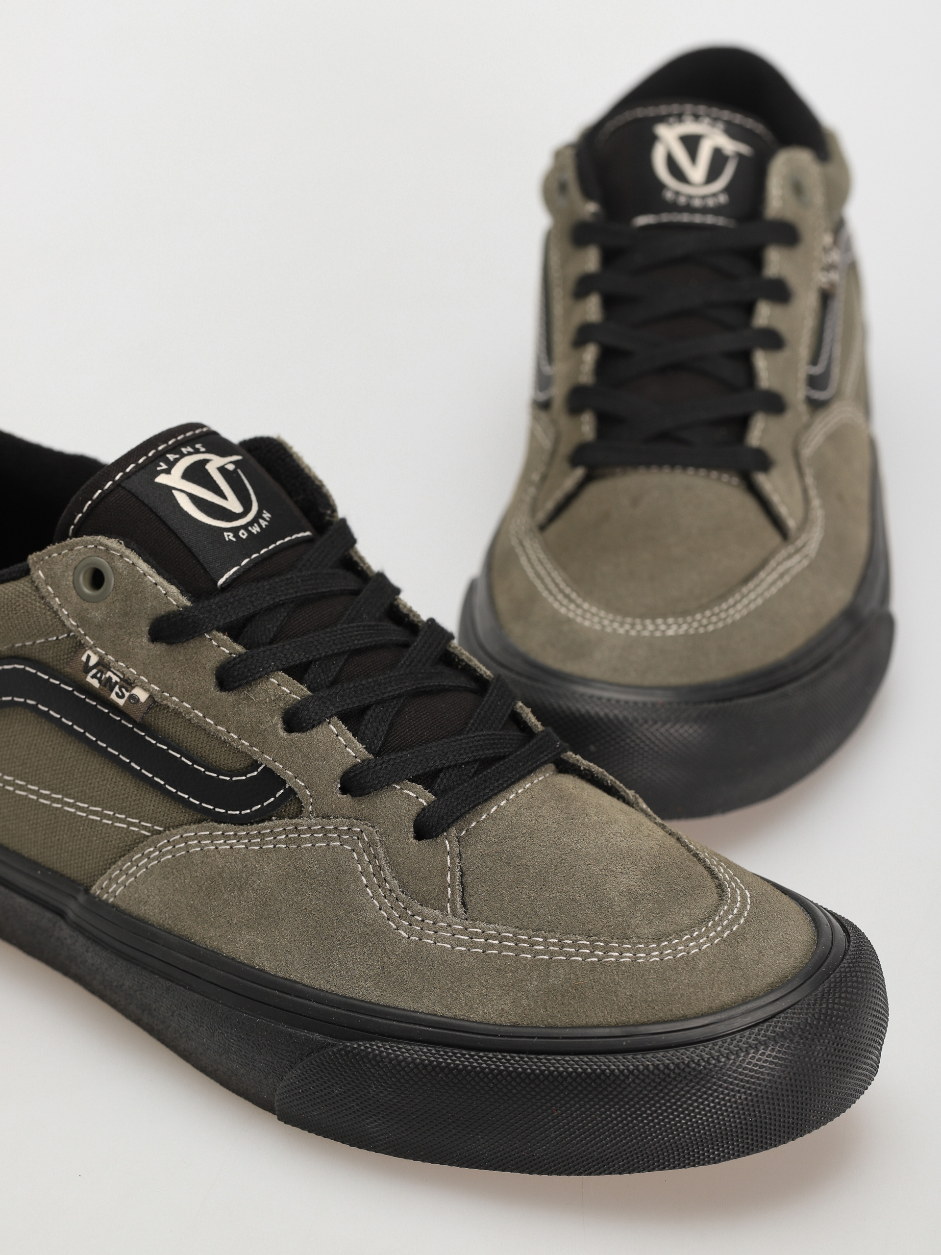 Topánky Vans Rowan (olive/black)