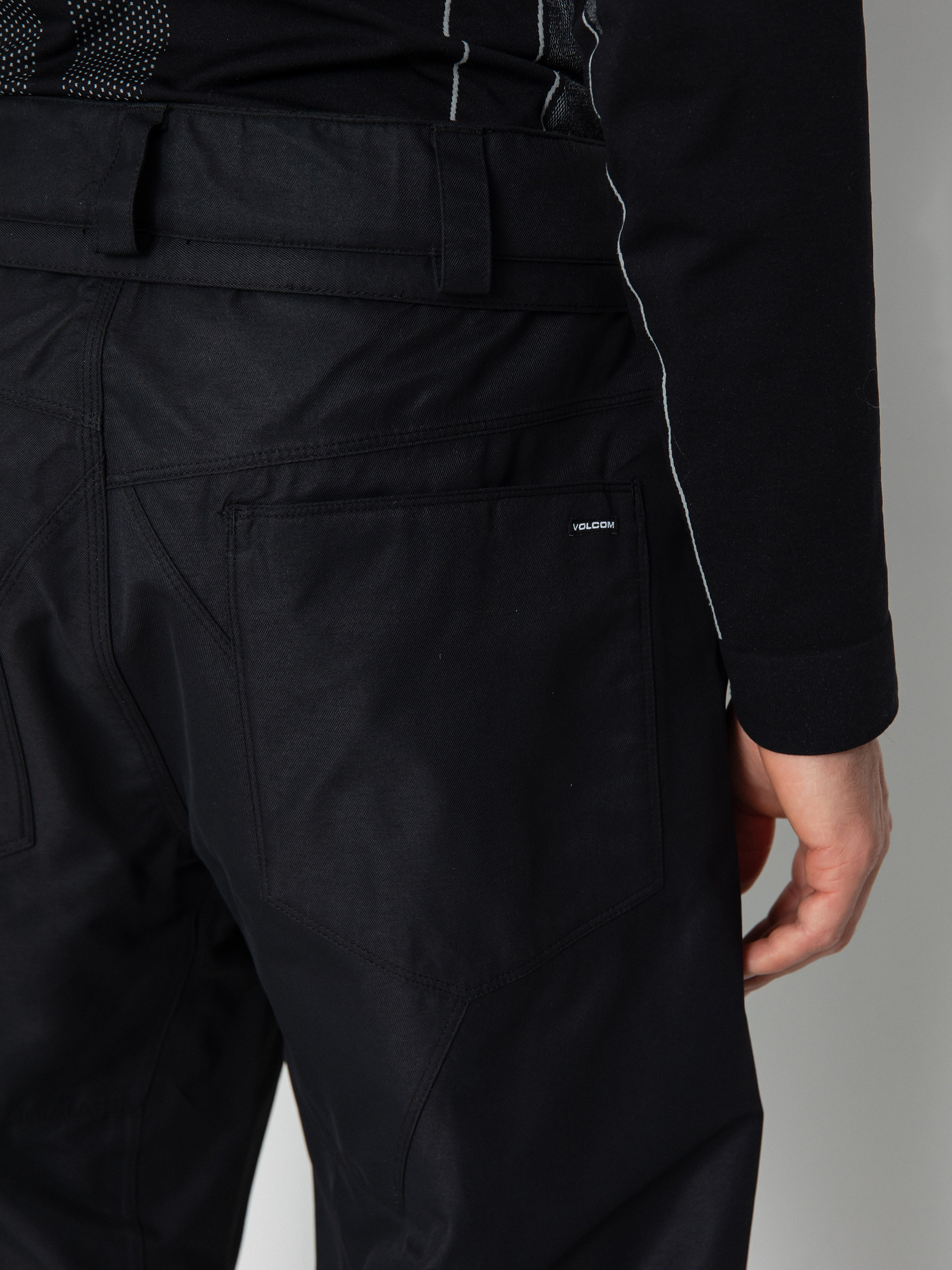 Pánske Snowboardové nohavice Volcom 5 Pocket (black)