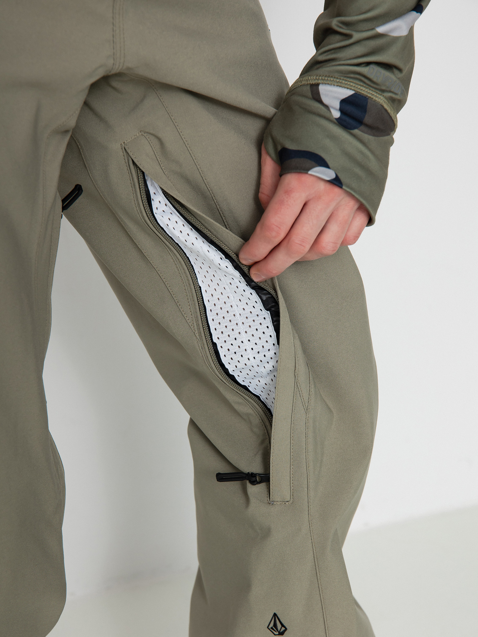 Pánske Snowboardové nohavice Volcom Freakin Snow Chino (light military)