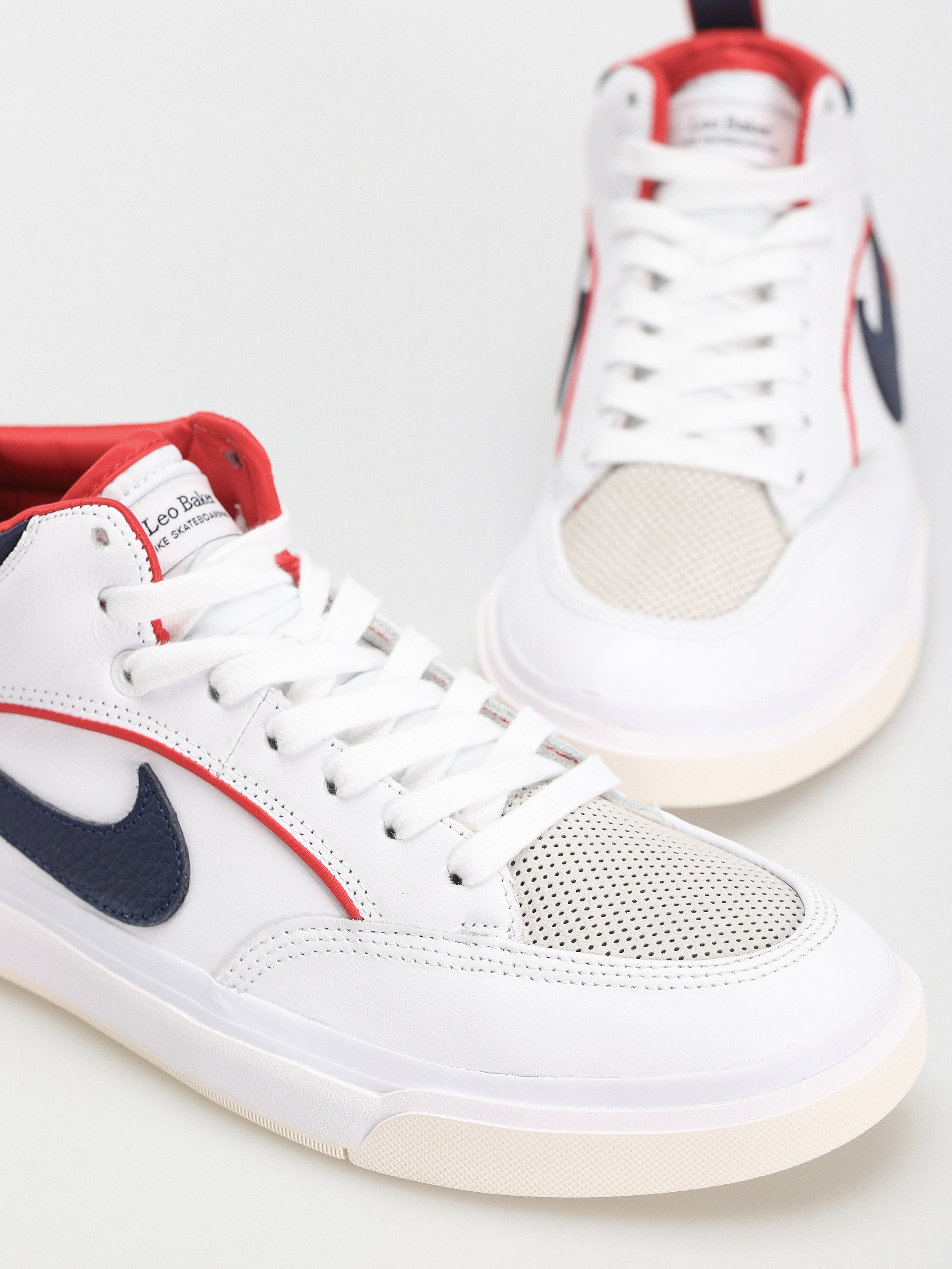Topánky Nike SB React Leo Premium (white/midnight navy university red white)